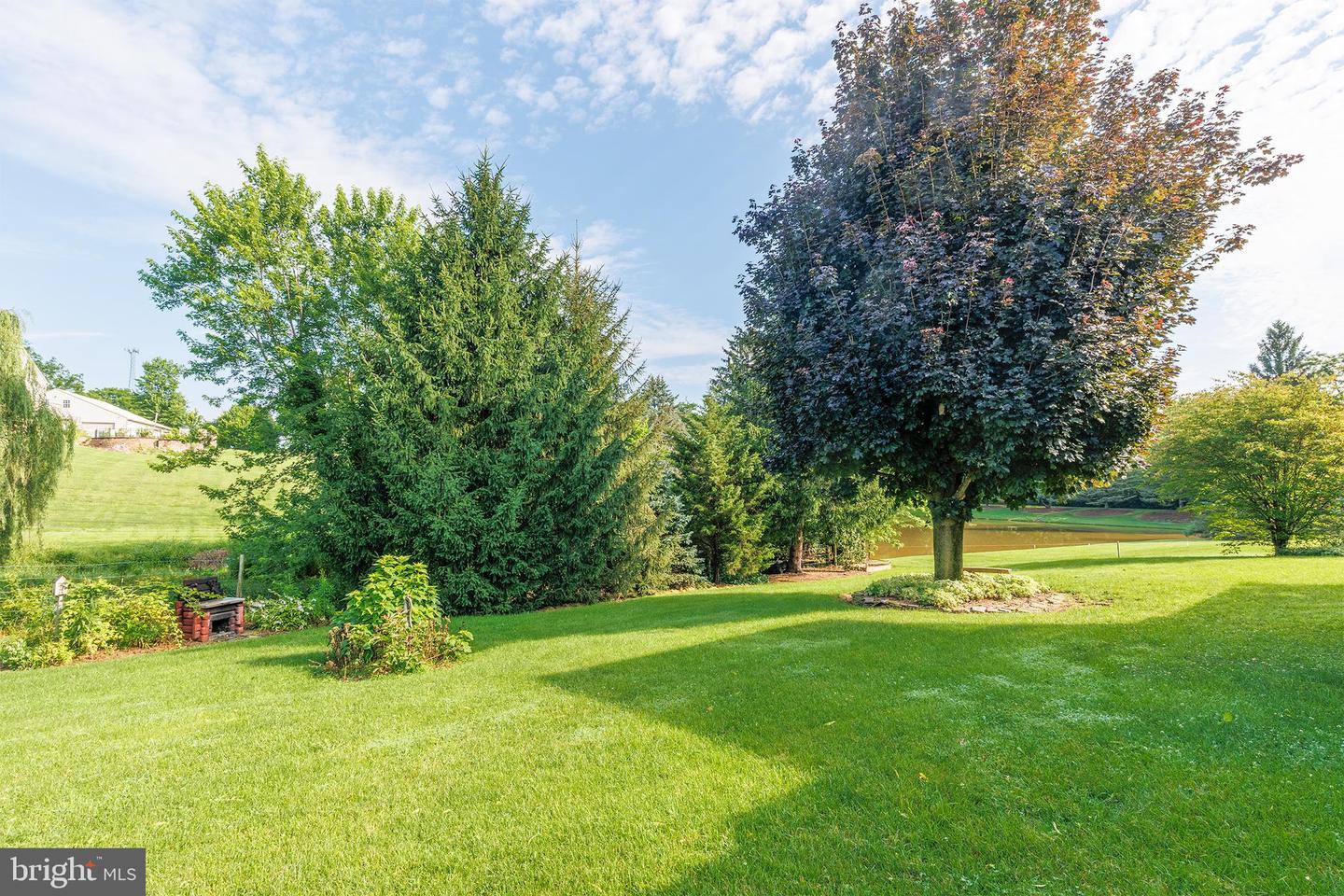 960 Furnace Hills Pike