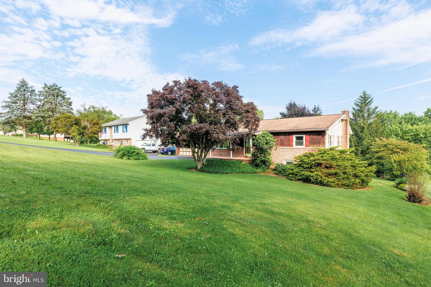 960 Furnace Hills Pike