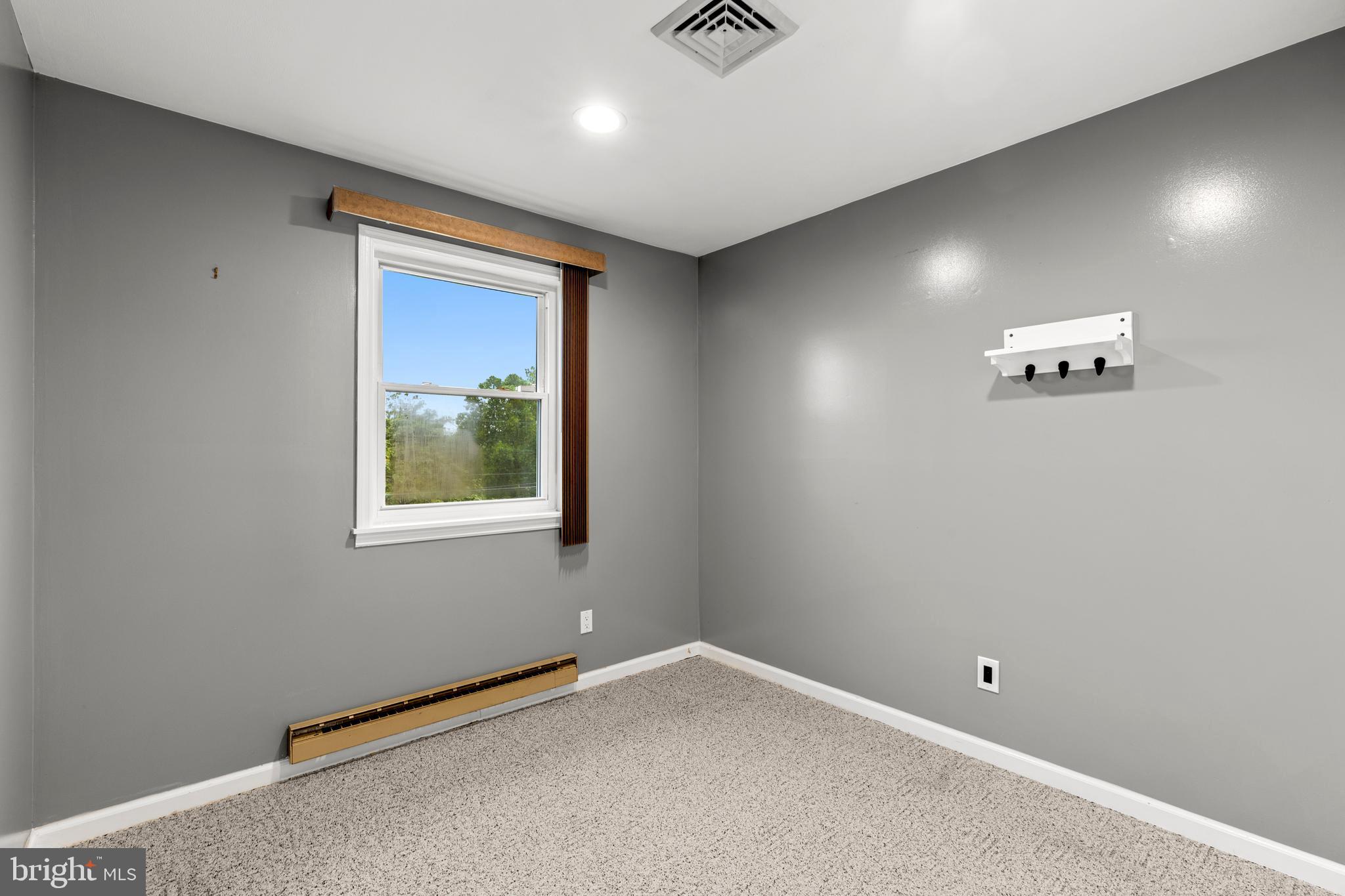 655 WHITE OAK ROAD