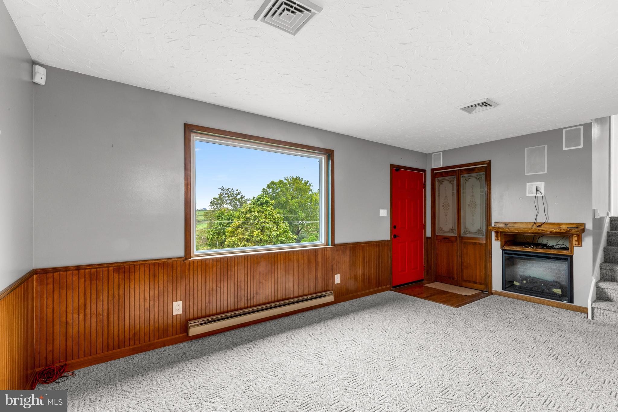 655 WHITE OAK ROAD