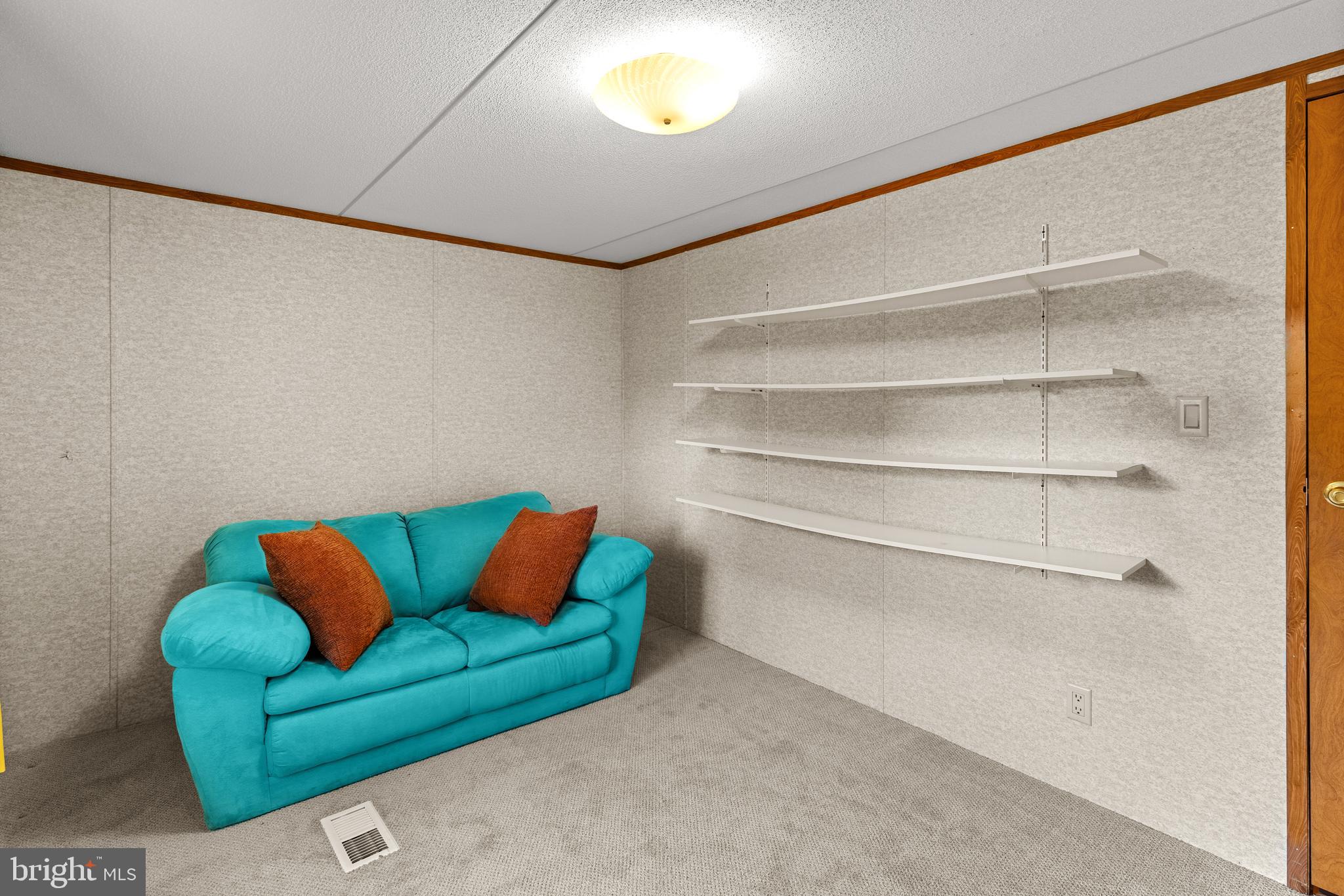 111 PHEASANT RIDGE CIRCLE