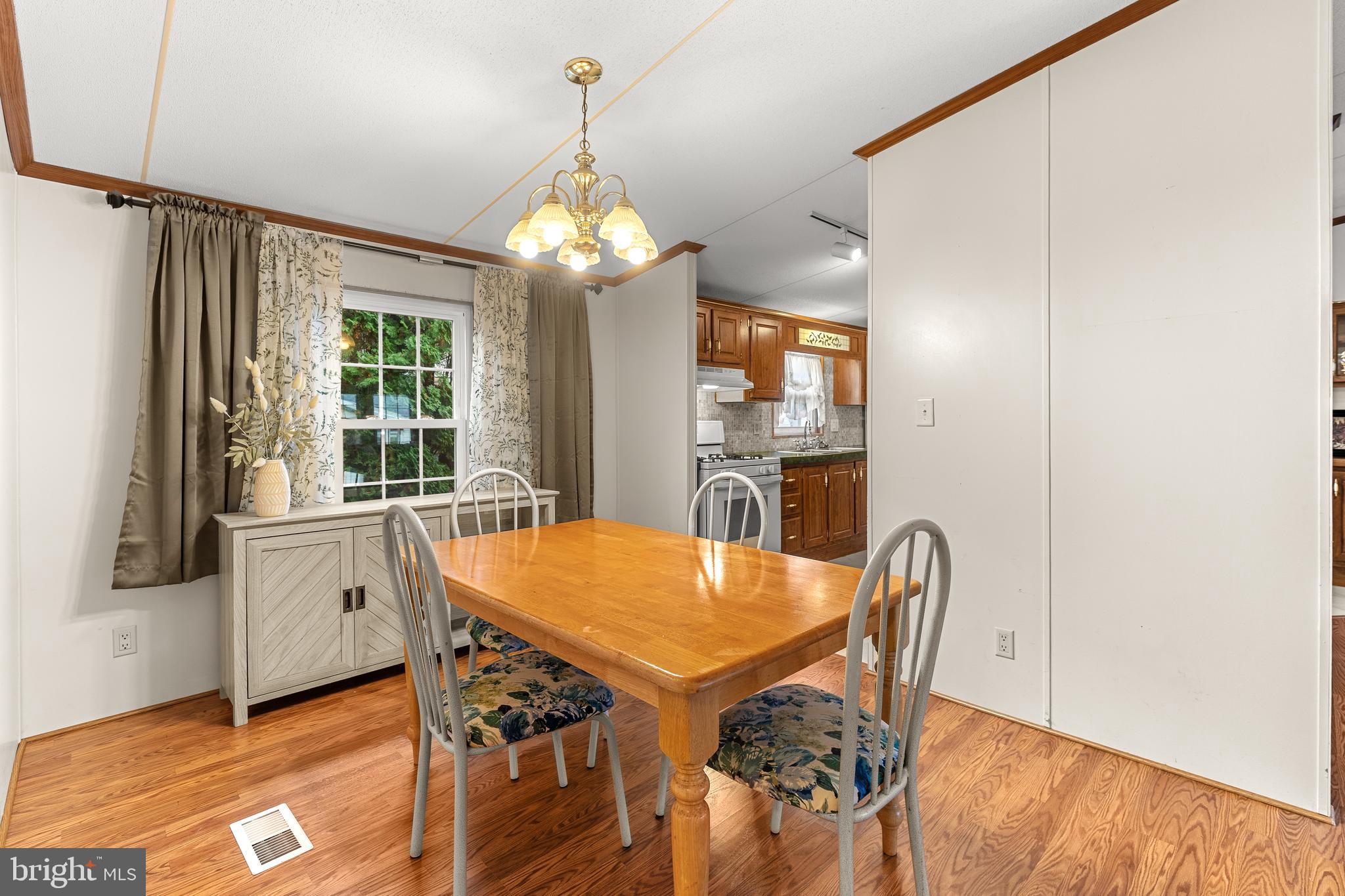 111 PHEASANT RIDGE CIRCLE