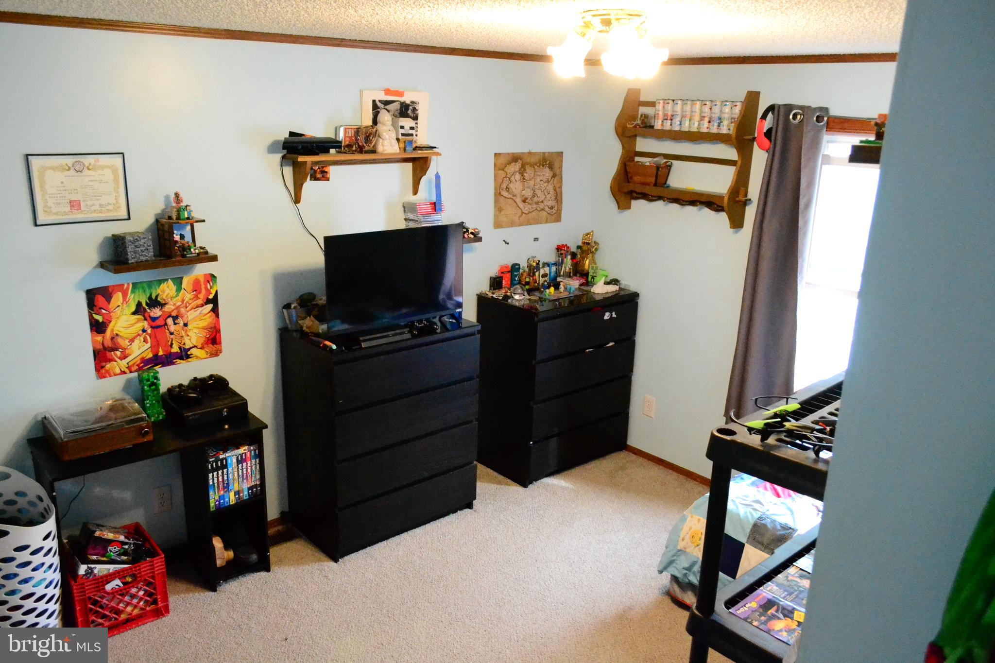 105 BRIDLEWOOD COURT S