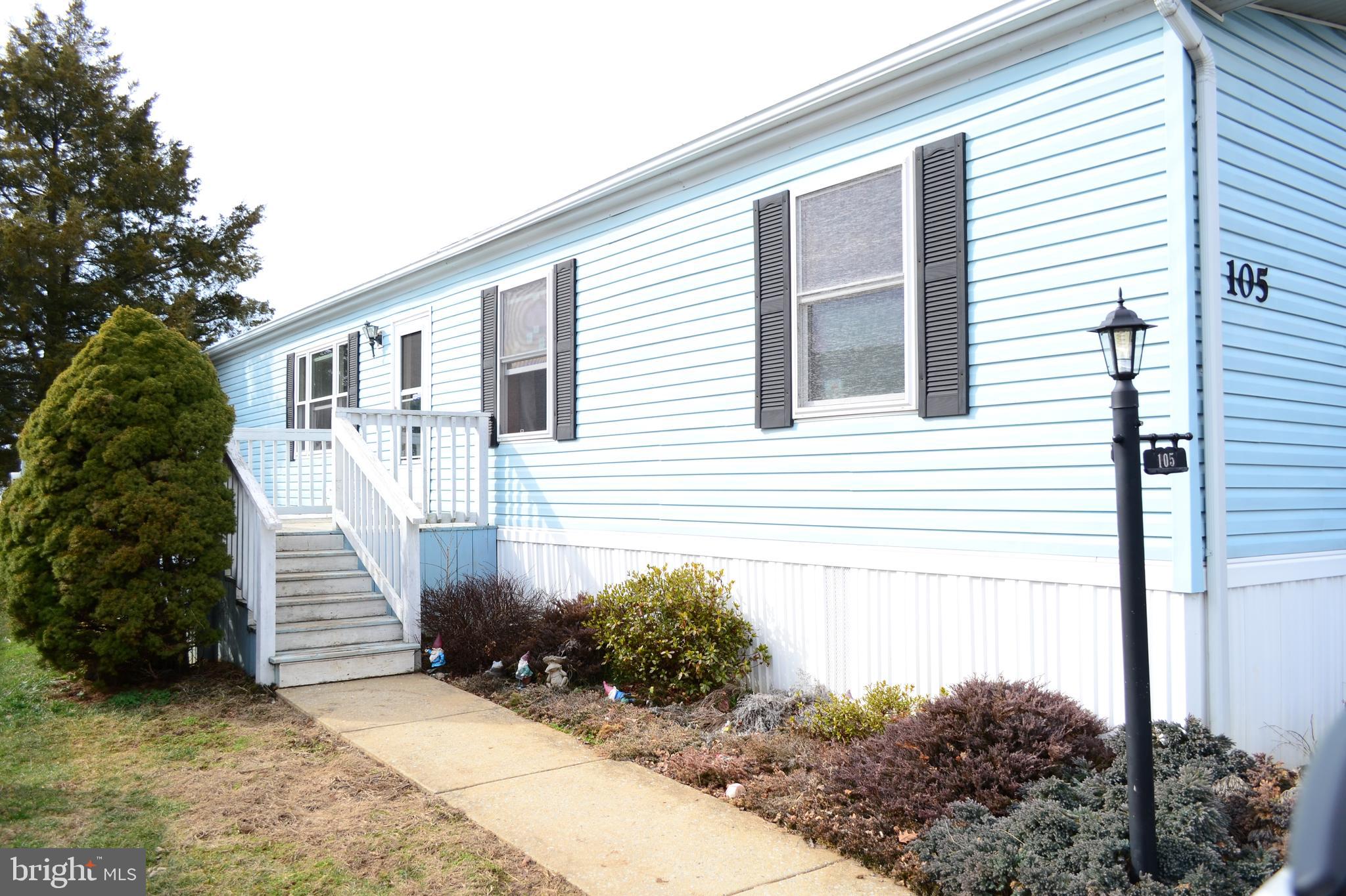 105 BRIDLEWOOD COURT S