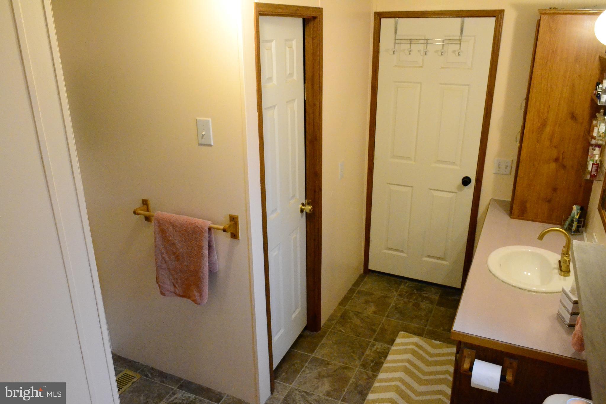 105 BRIDLEWOOD COURT S