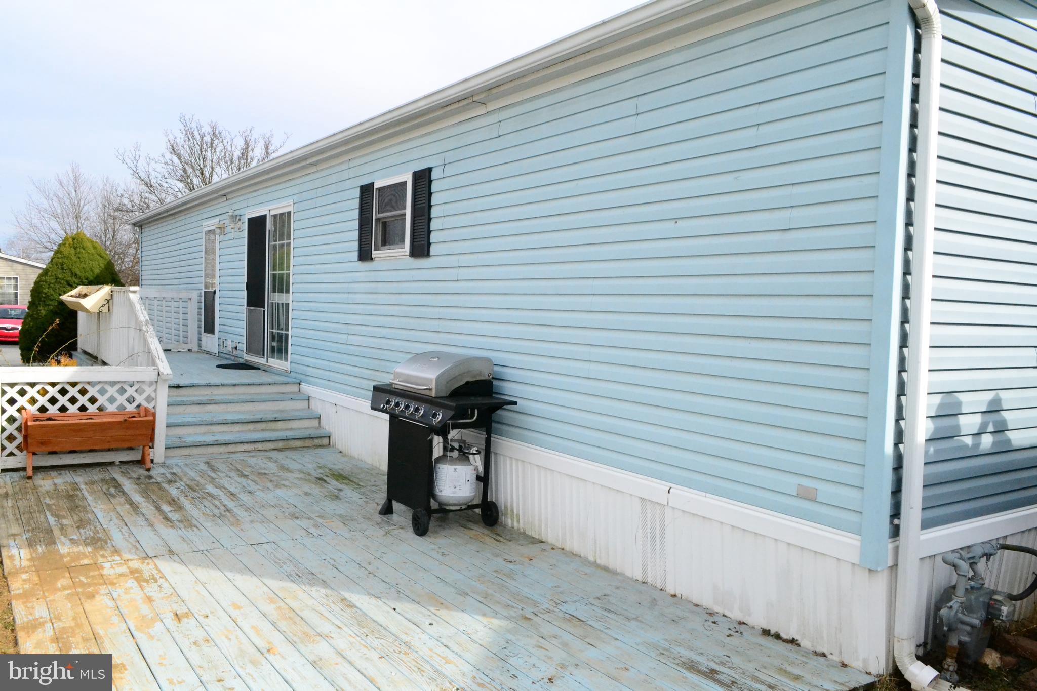 105 BRIDLEWOOD COURT S