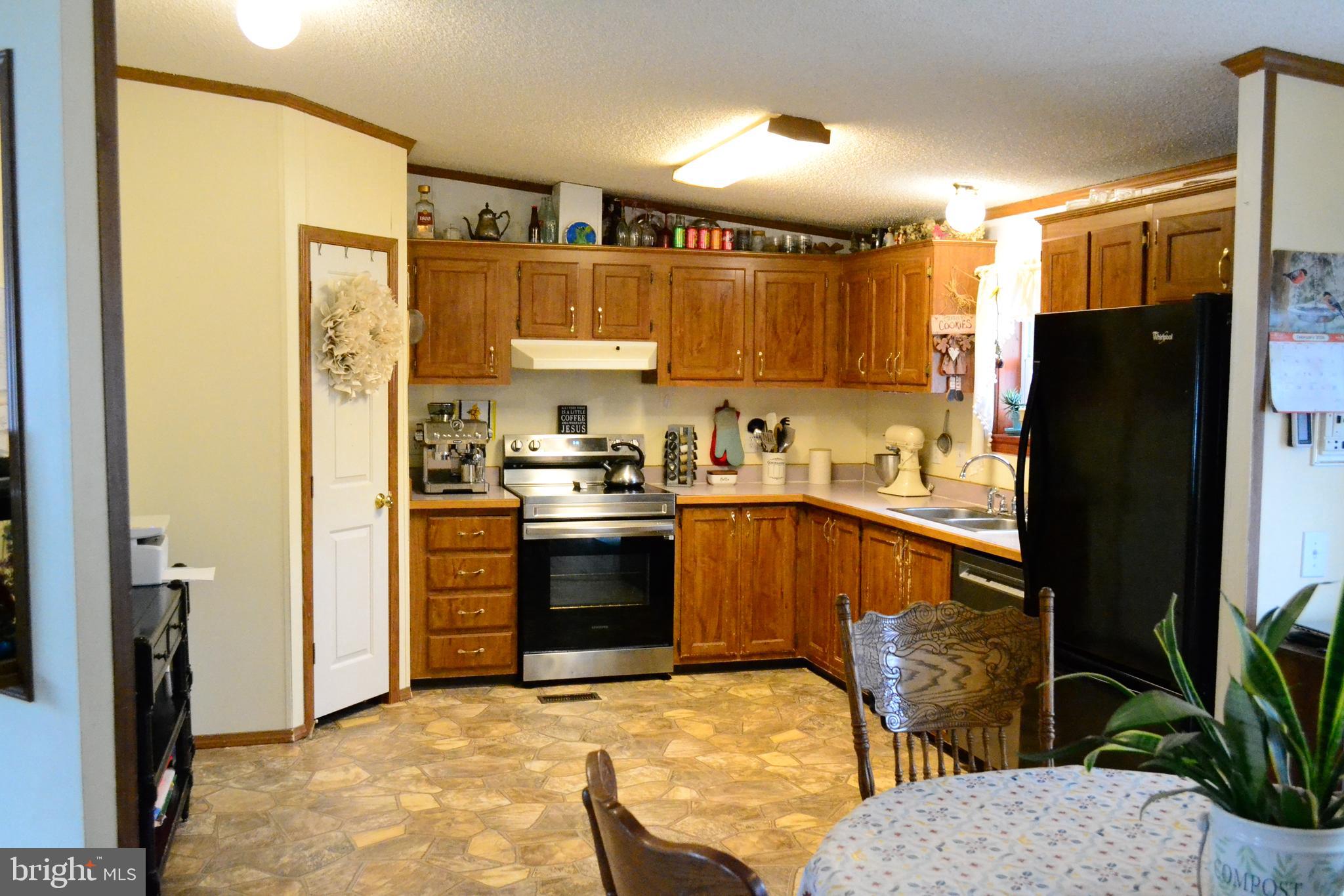 105 BRIDLEWOOD COURT S