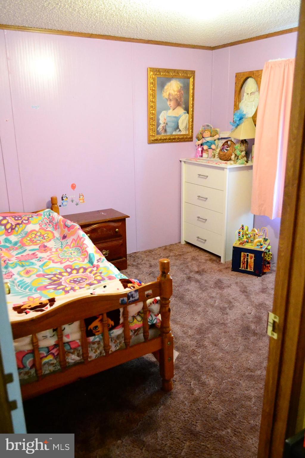 105 BRIDLEWOOD COURT S