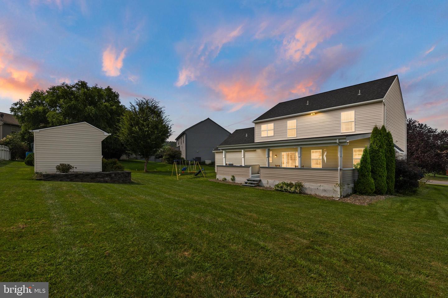 955 Koles Way