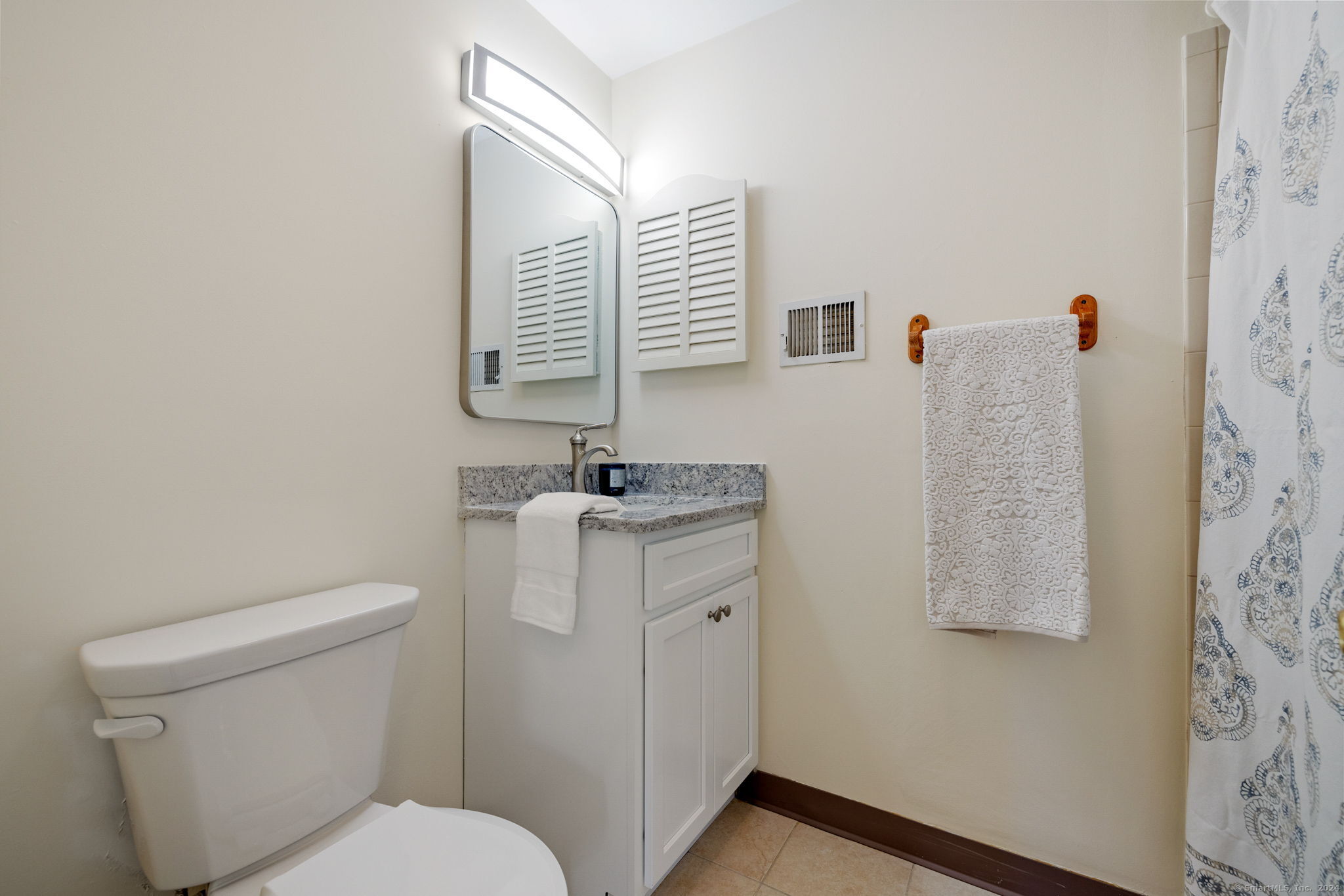27 Esquire Drive D