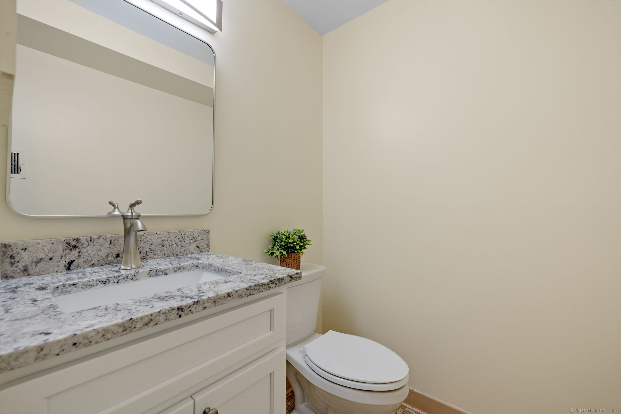 27 Esquire Drive D