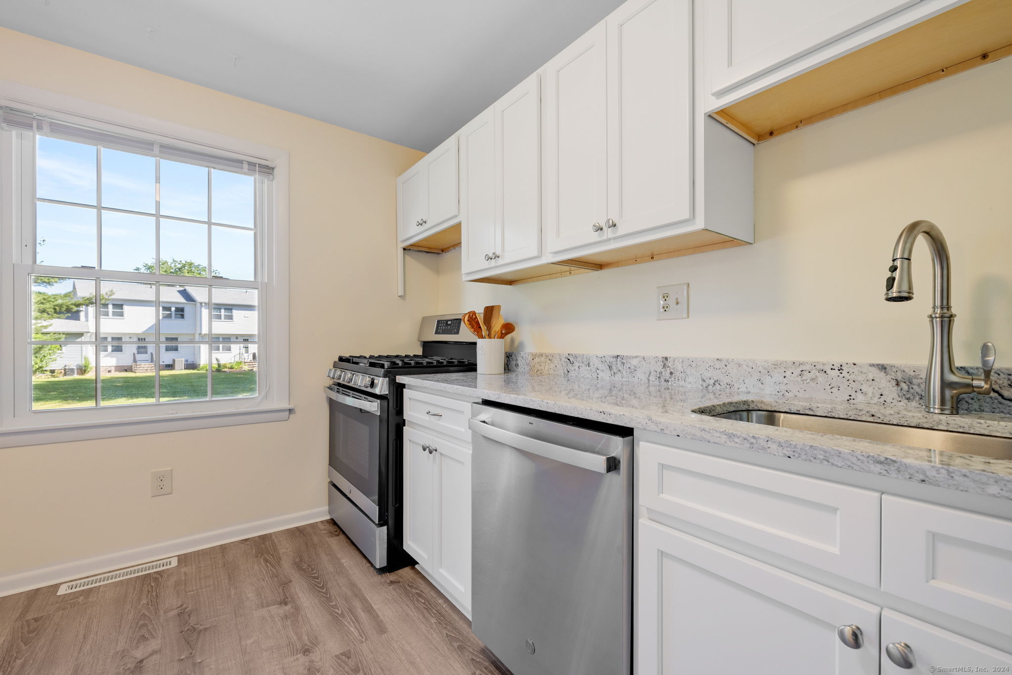 27 Esquire Drive D