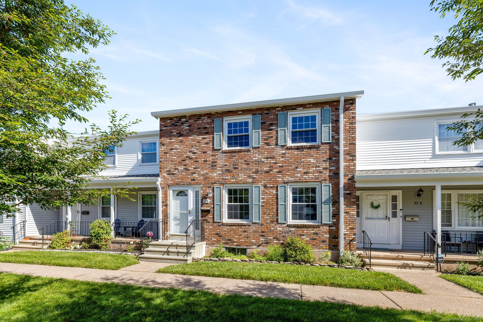 27 Esquire Drive D