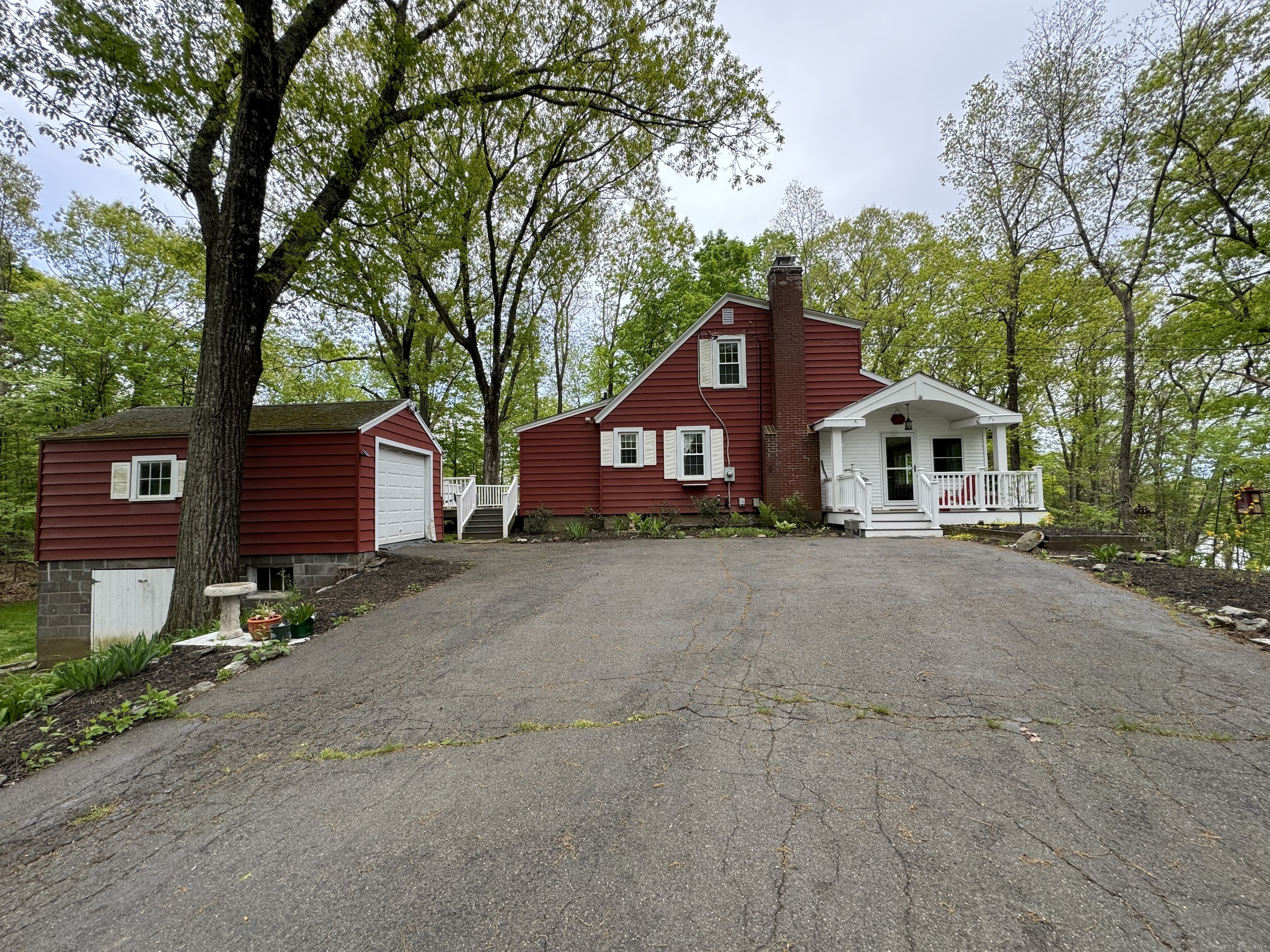 38 Indian Drive