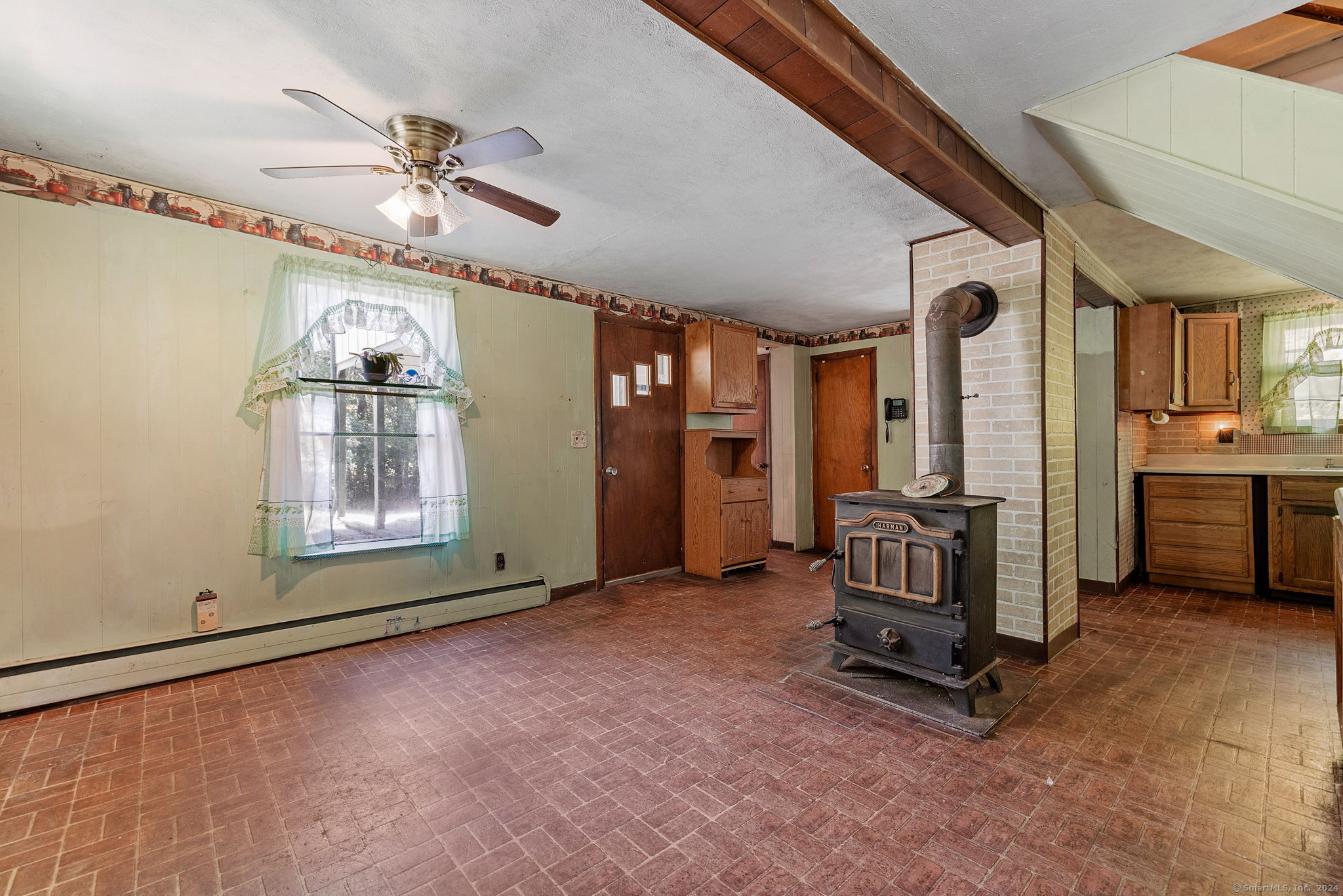 143 Boulevard Road
