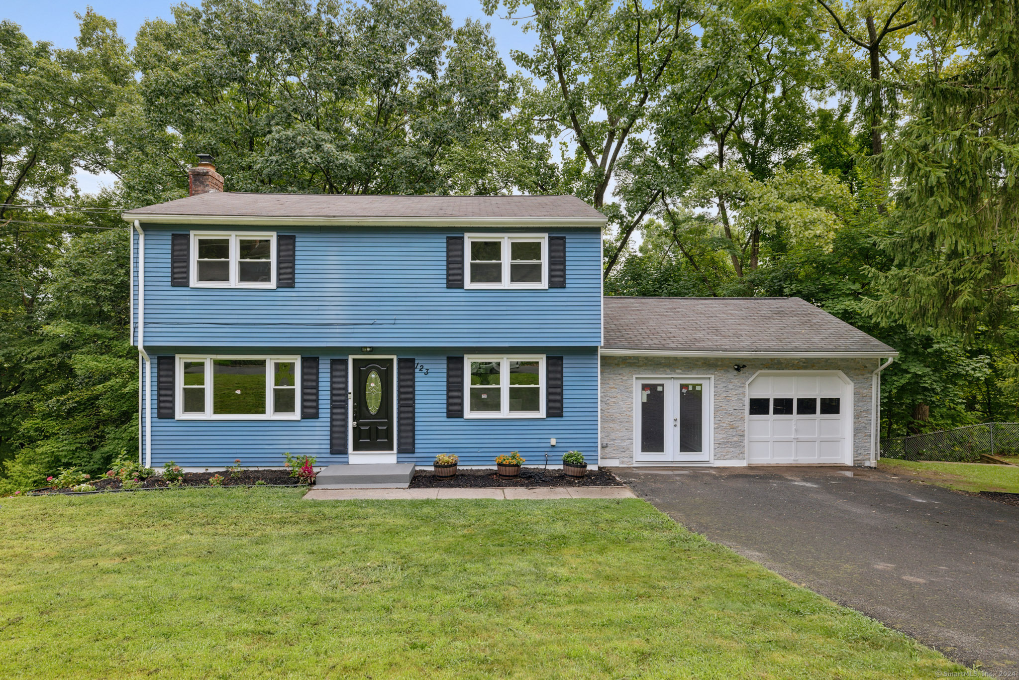 123 Holley Road