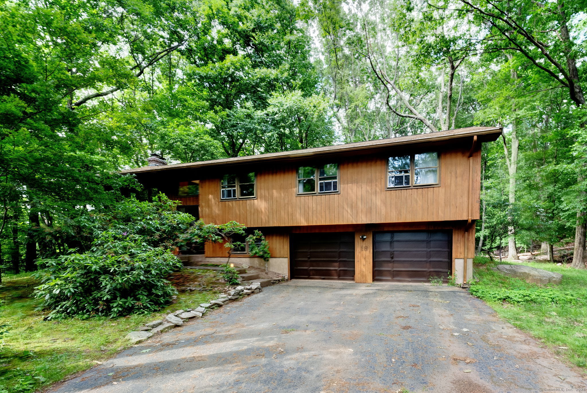 18 Briarwood Lane