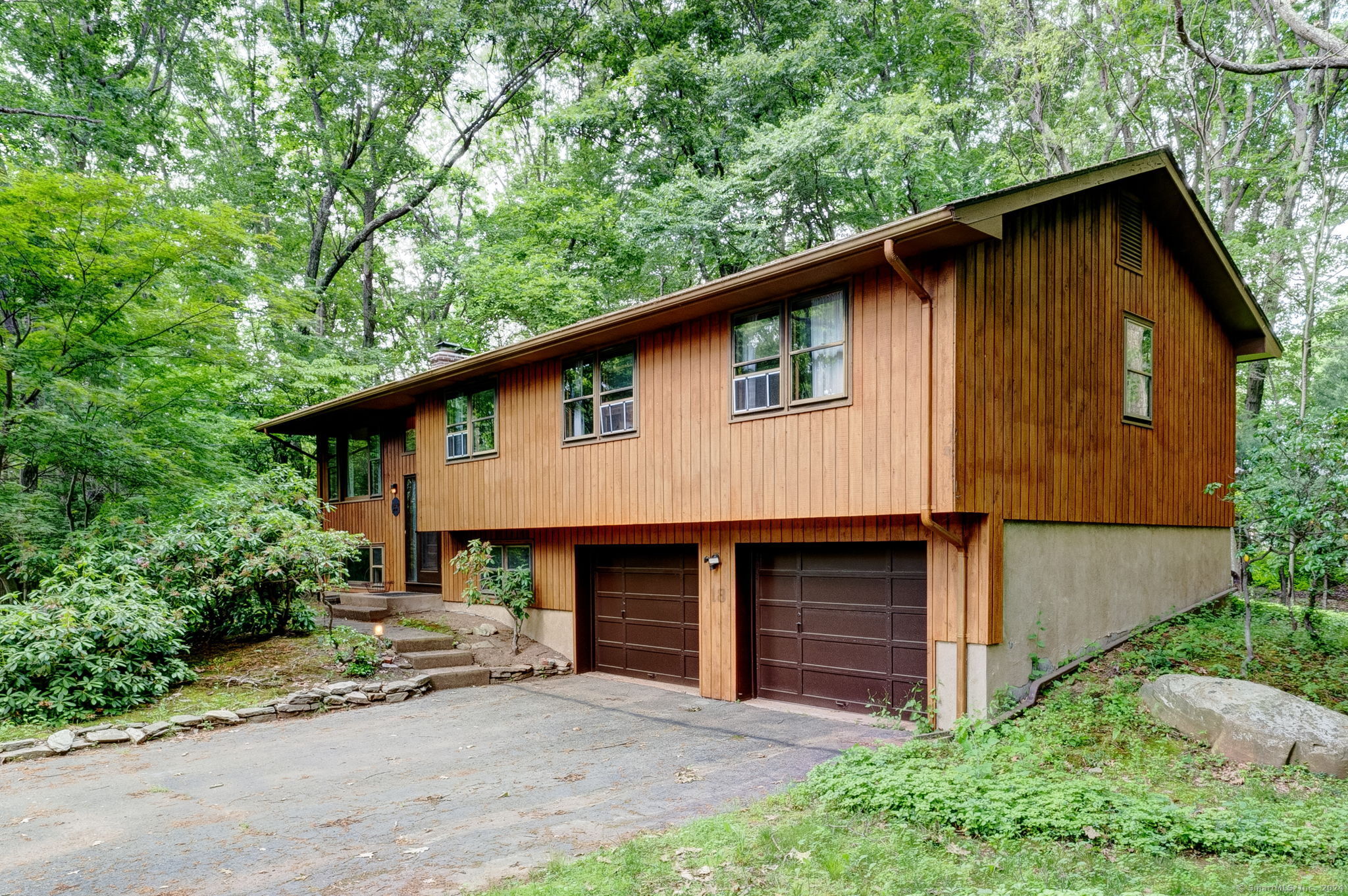 18 Briarwood Lane