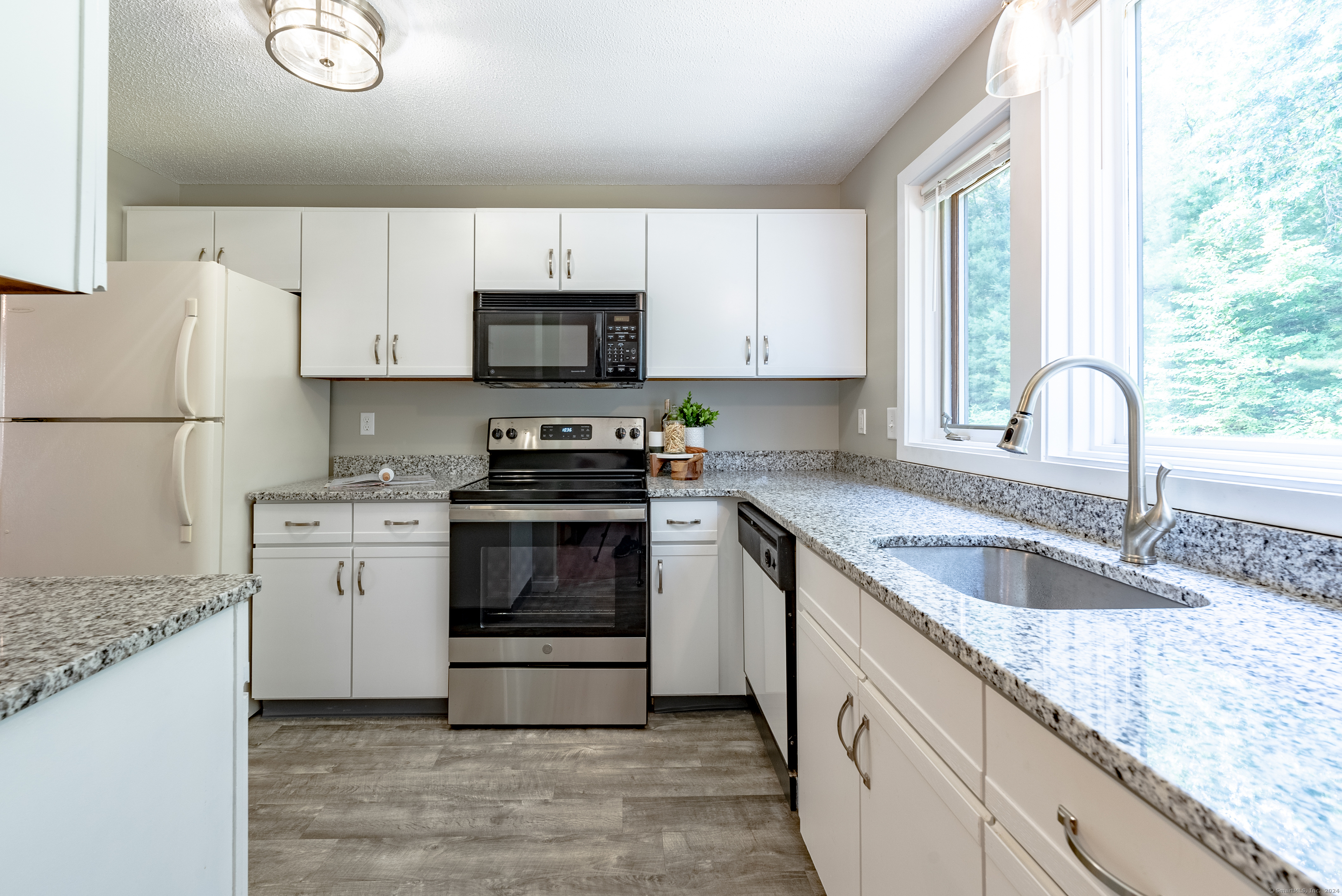 44 Tolland Avenue APT 67