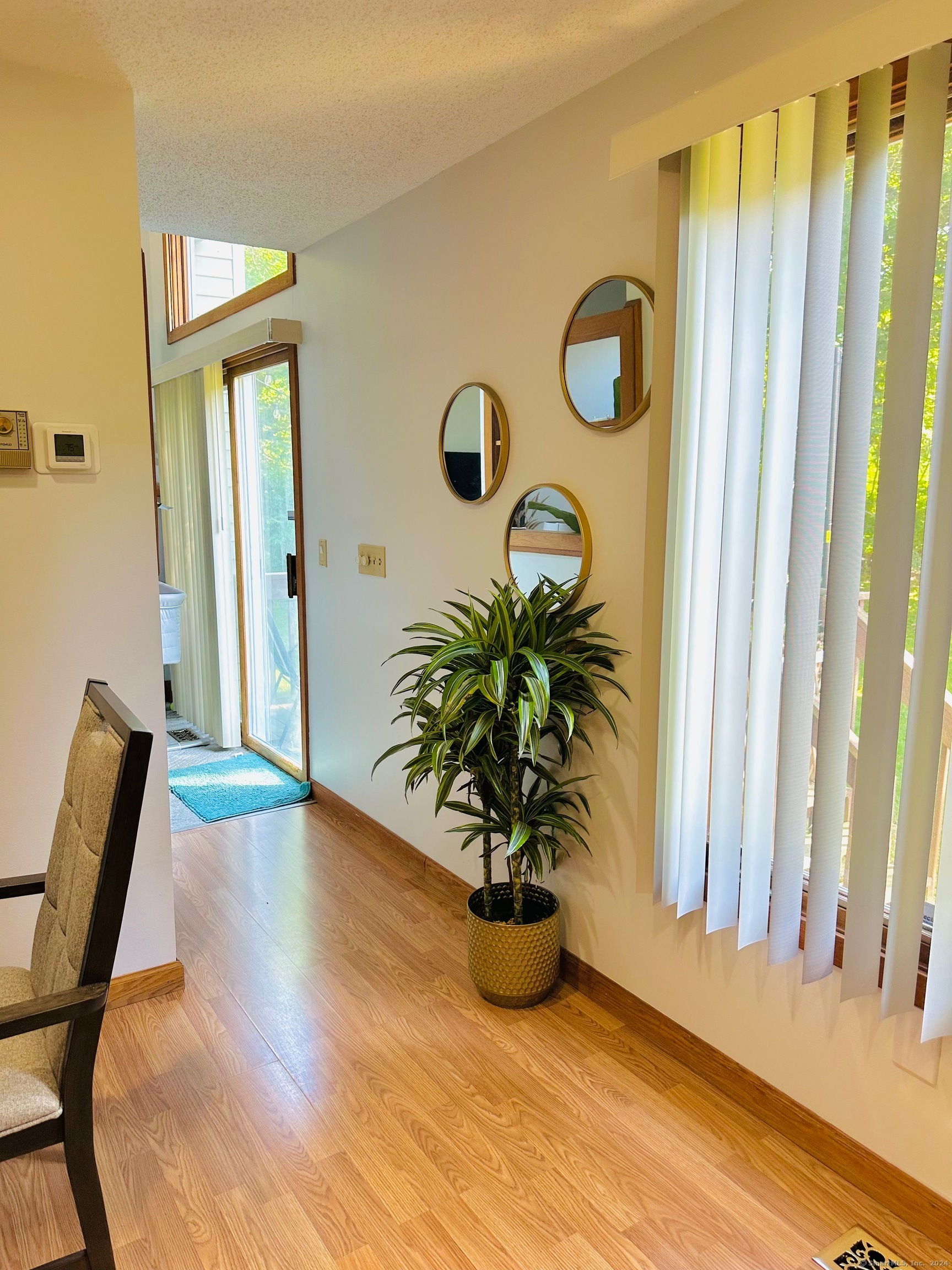 16 Arthur Drive 1