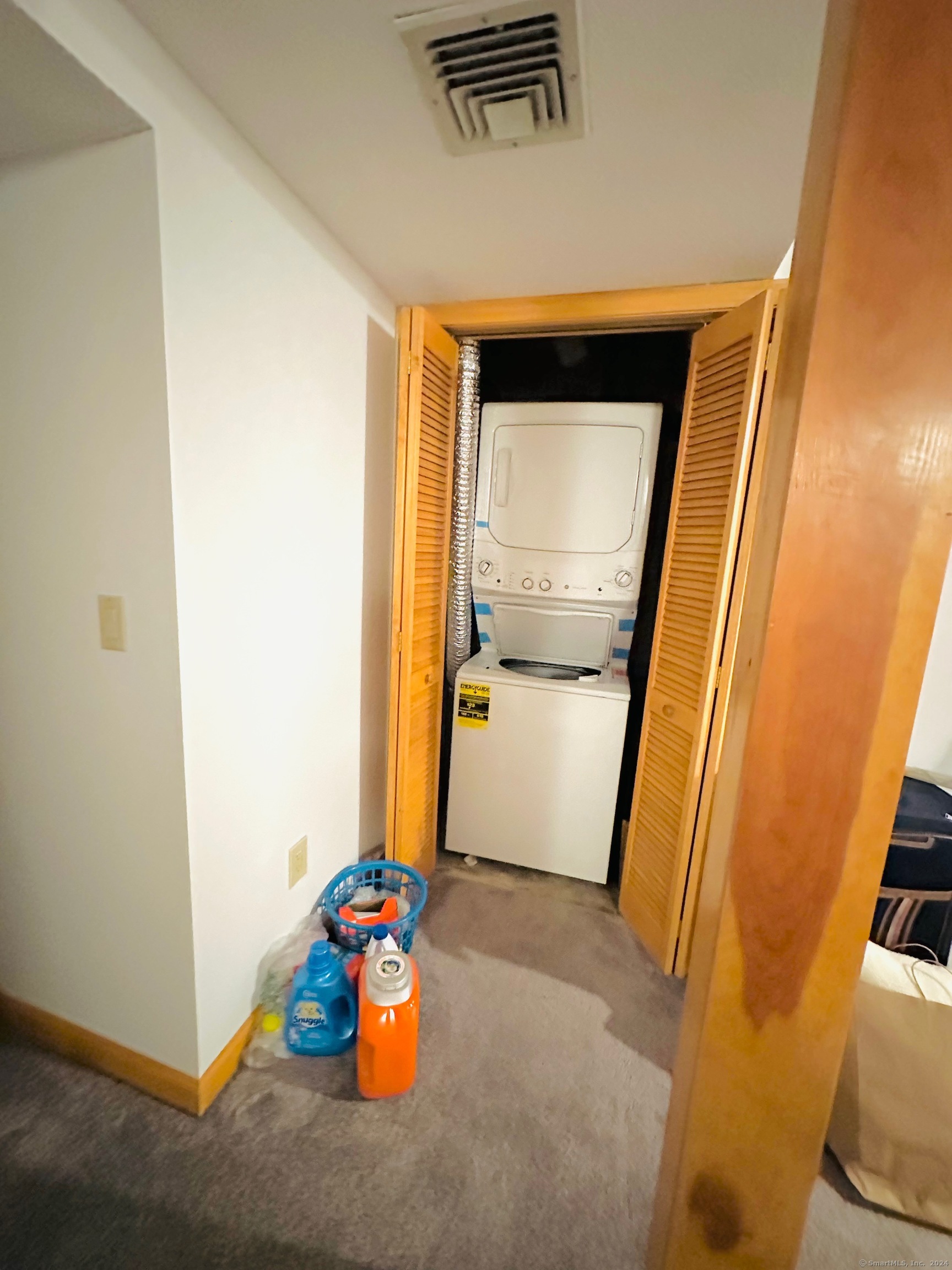 16 Arthur Drive 1