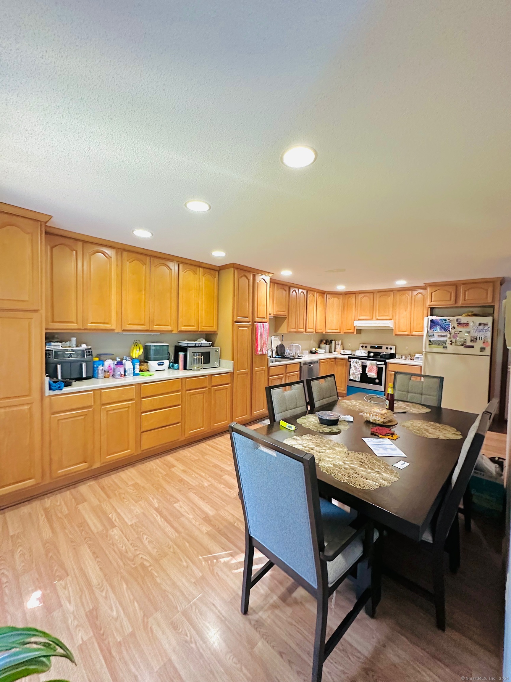 16 Arthur Drive 1
