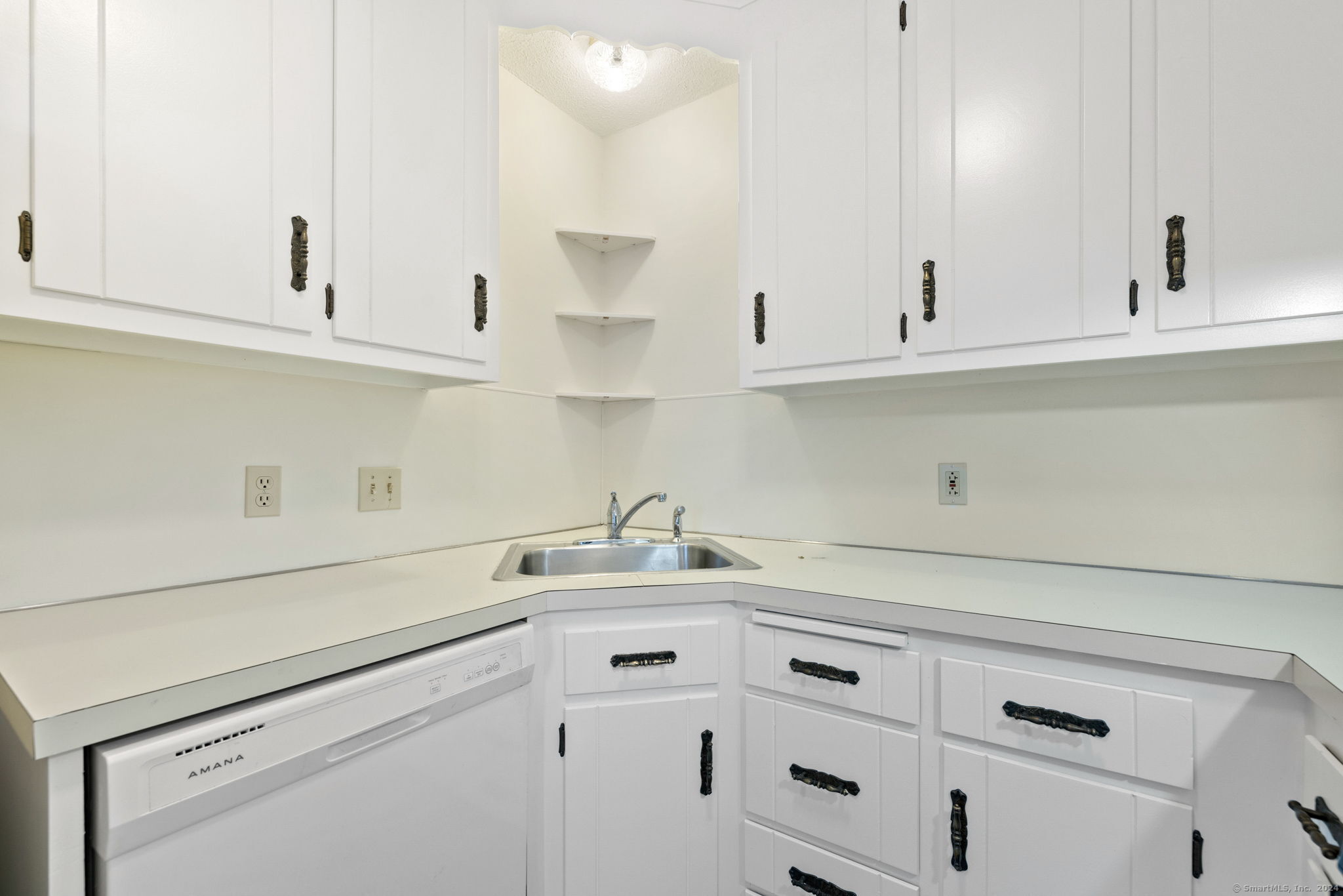 239 Glen Street 4A