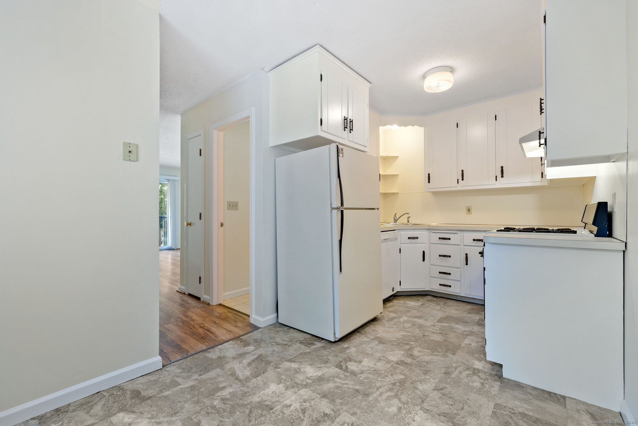 239 Glen Street 4A