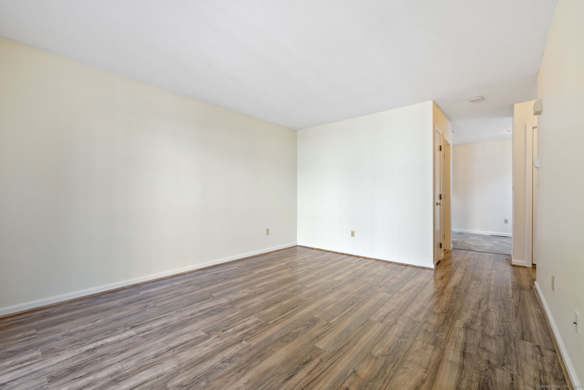 239 Glen Street 4A