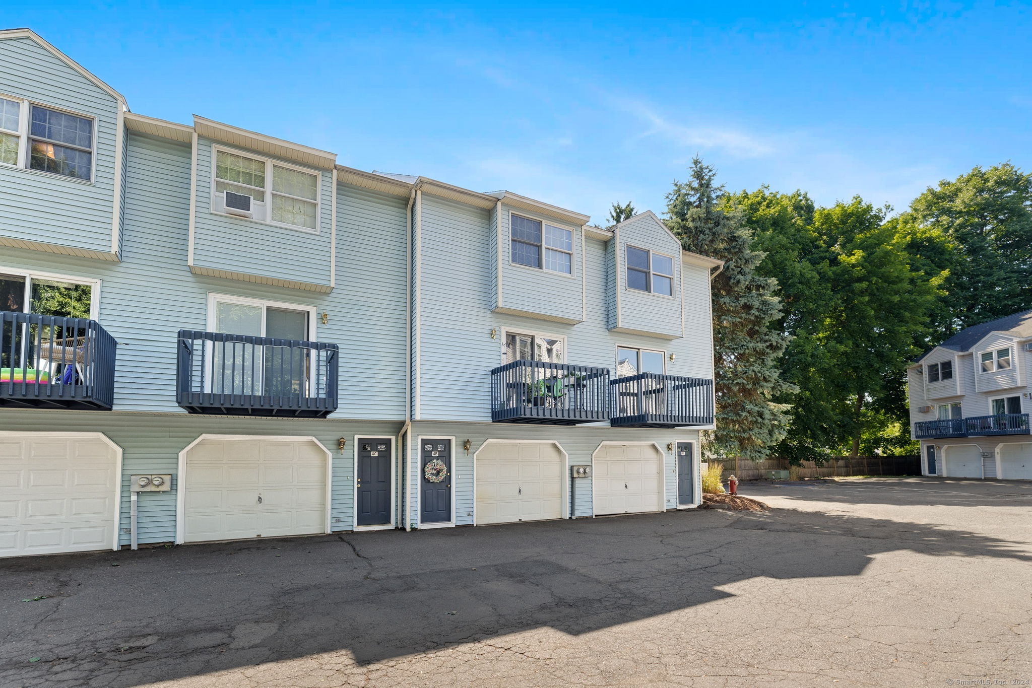 239 Glen Street 4A