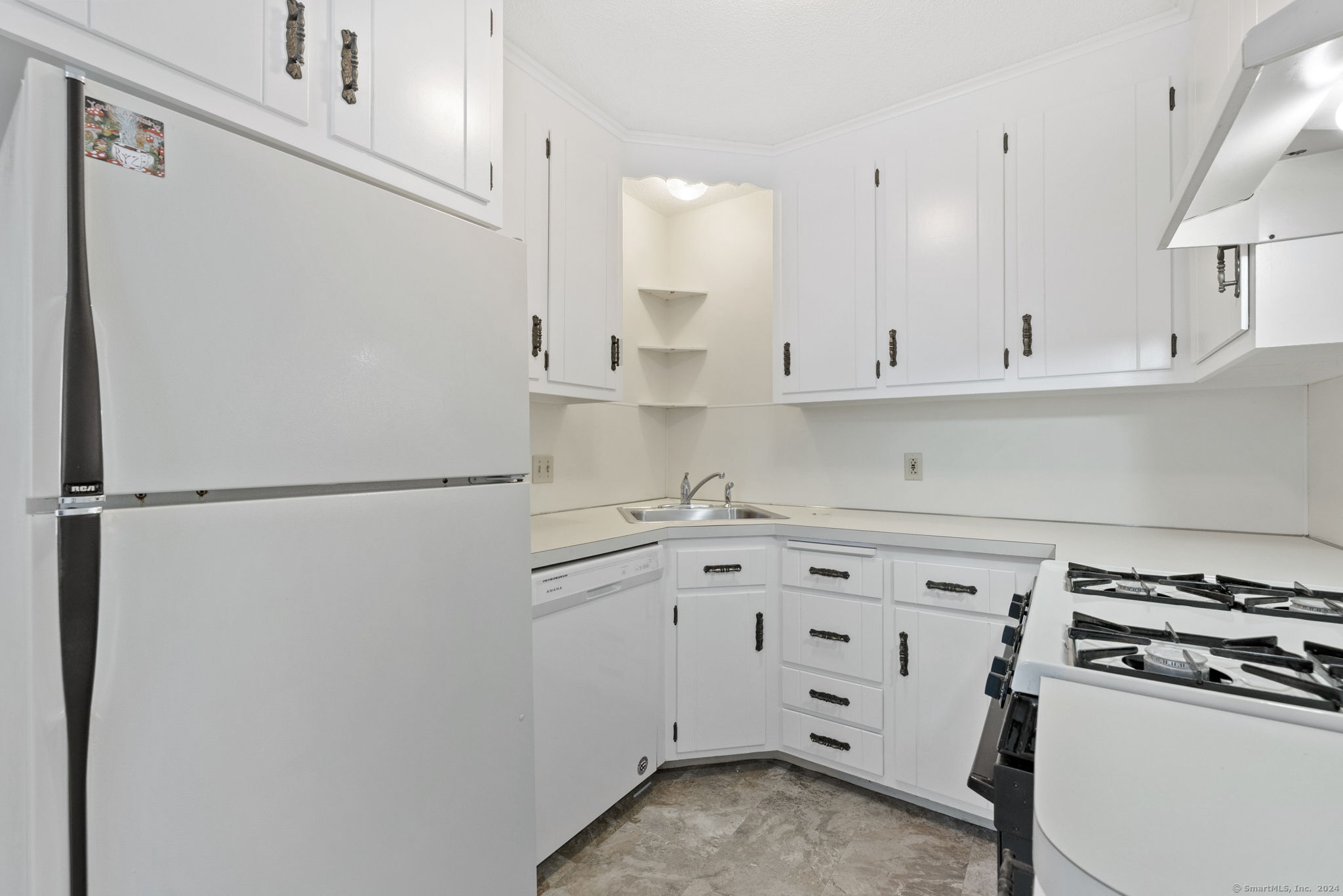 239 Glen Street 4A