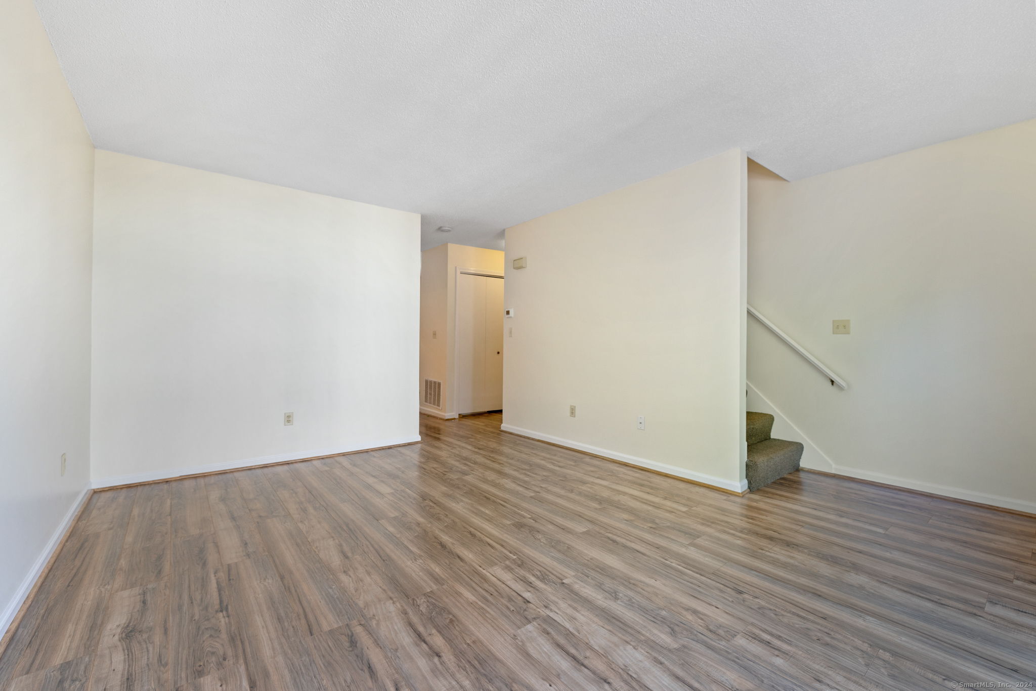 239 Glen Street 4A