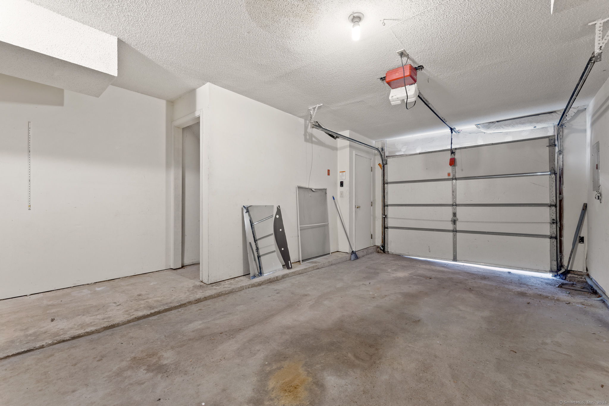 239 Glen Street 4A