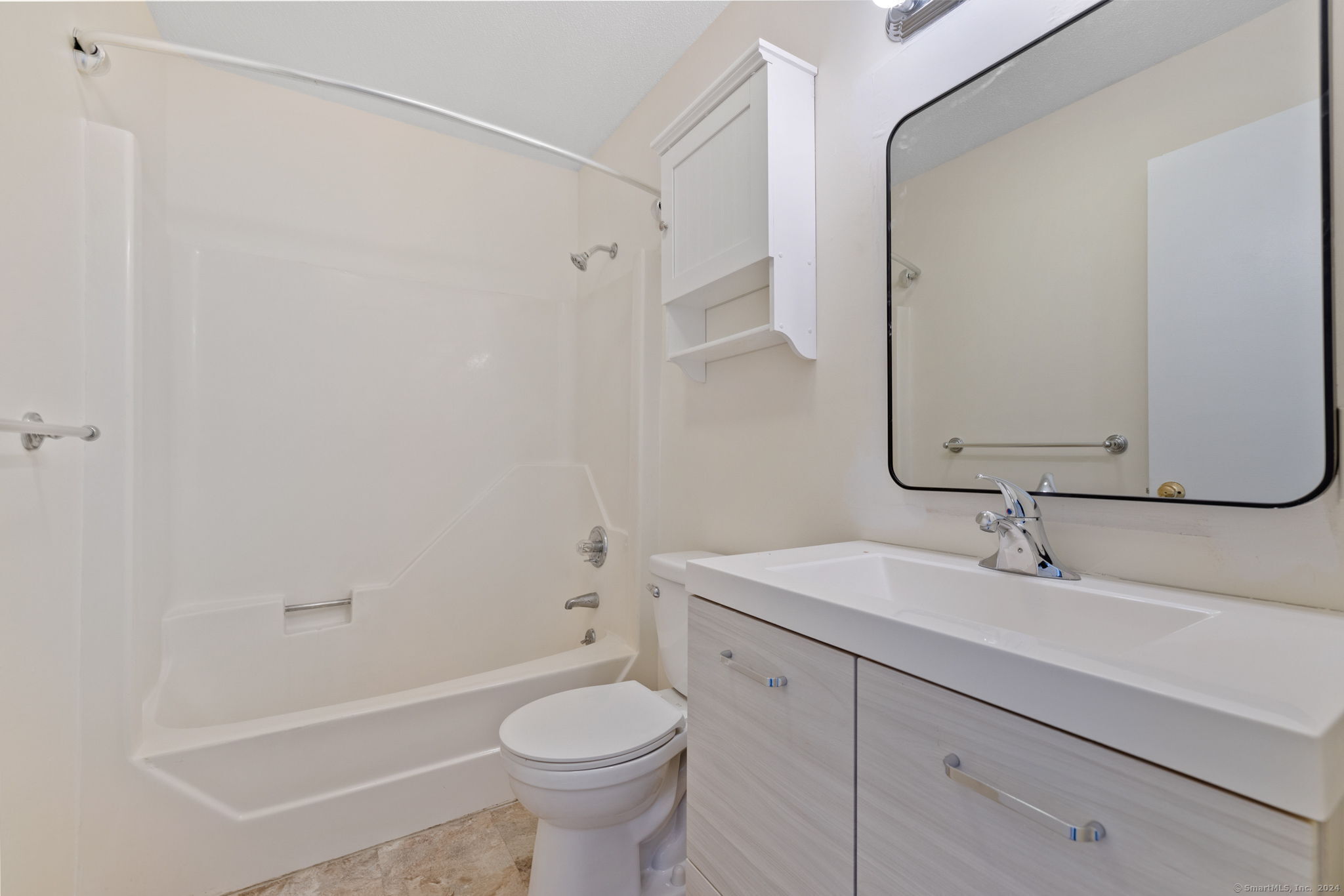 239 Glen Street 4A