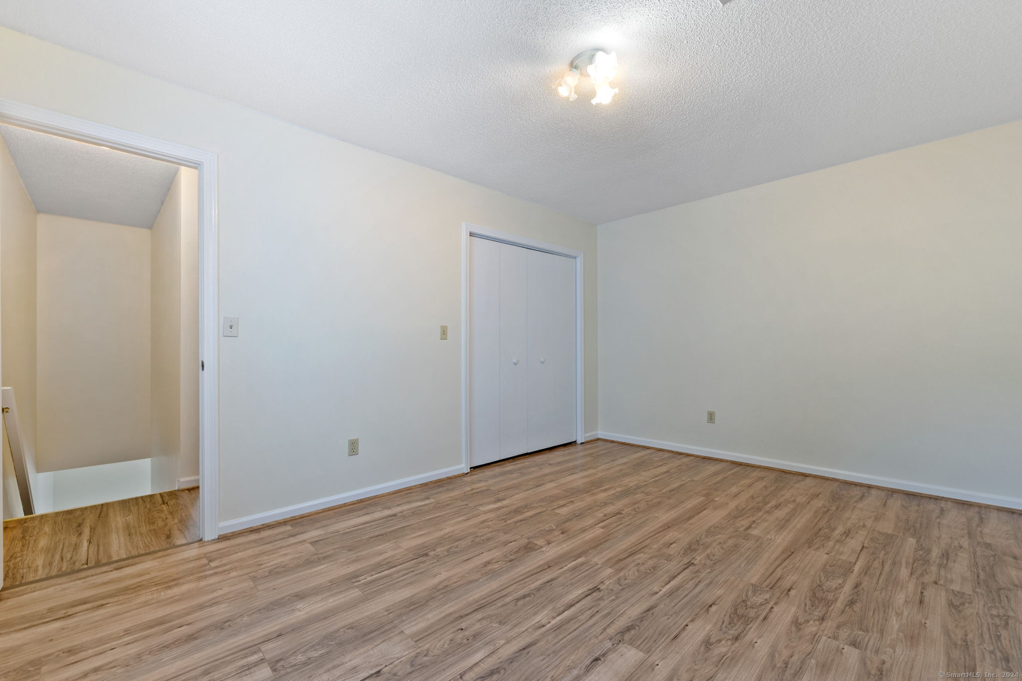 239 Glen Street 4A