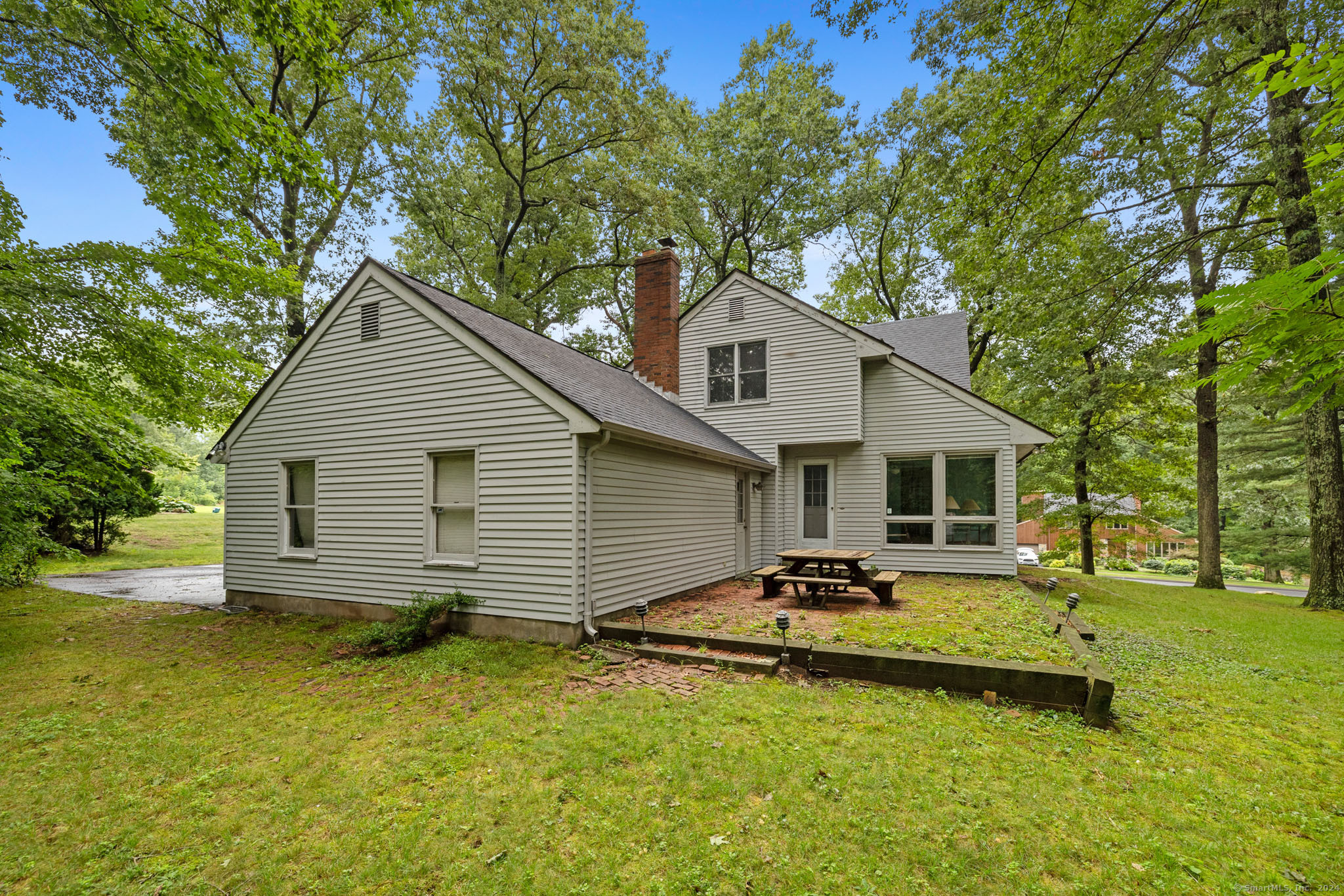 98 Homestead Drive