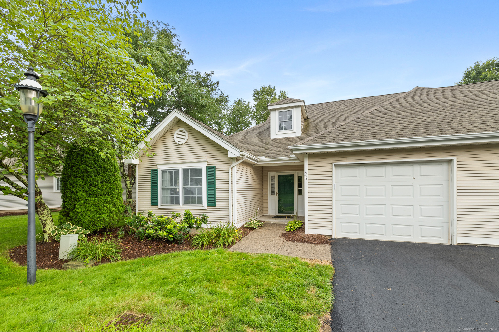 25 Henley Way 25