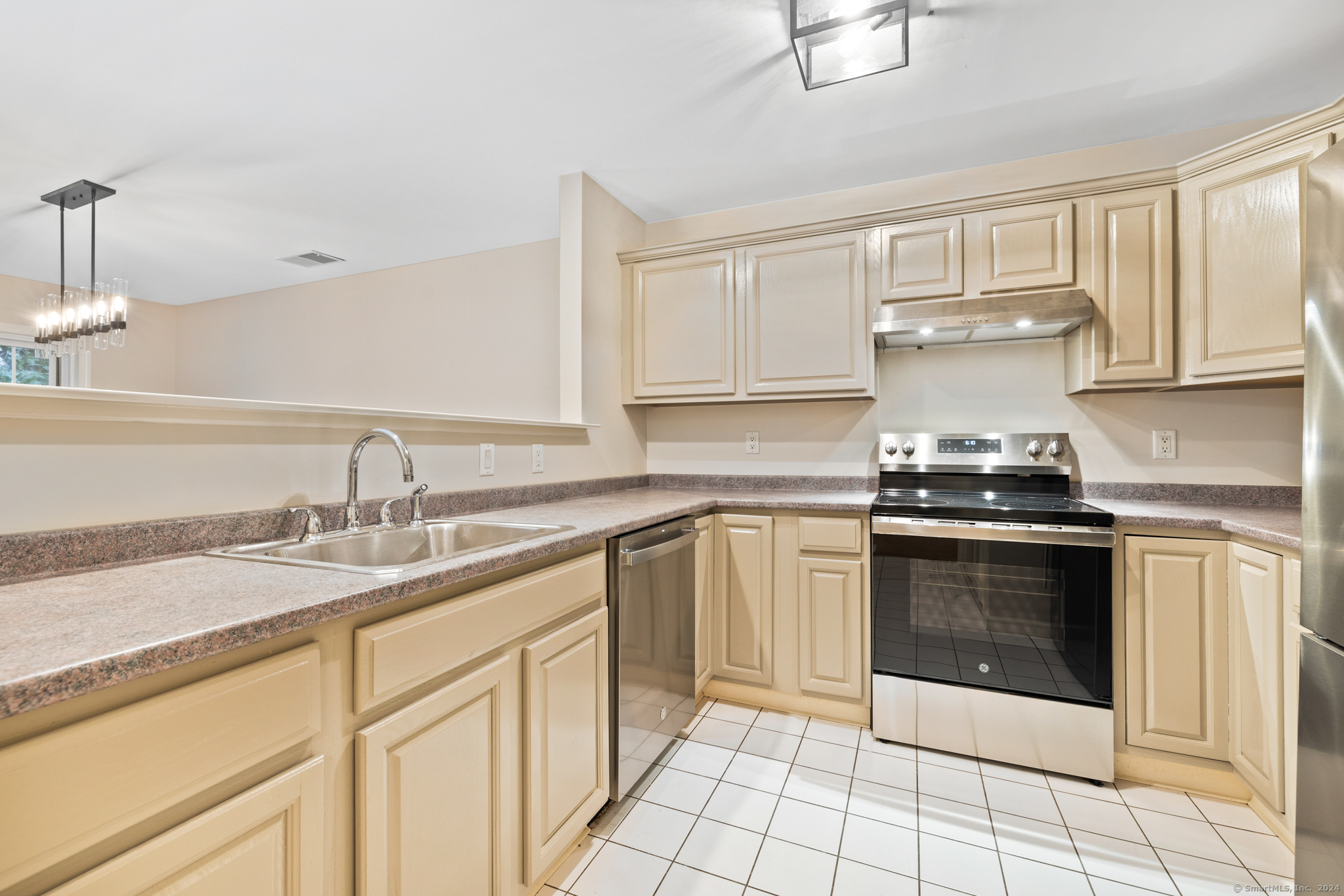 25 Henley Way 25