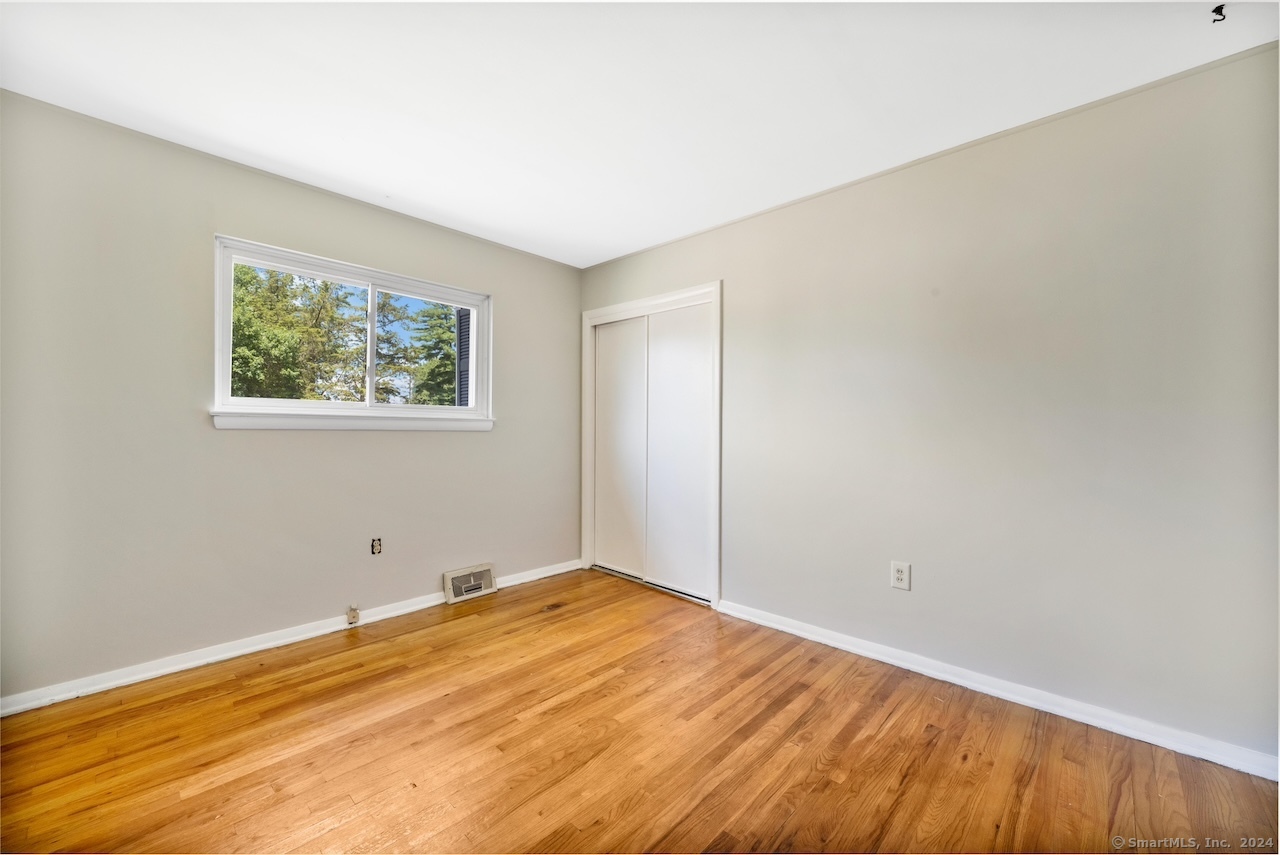 39 Niles Drive