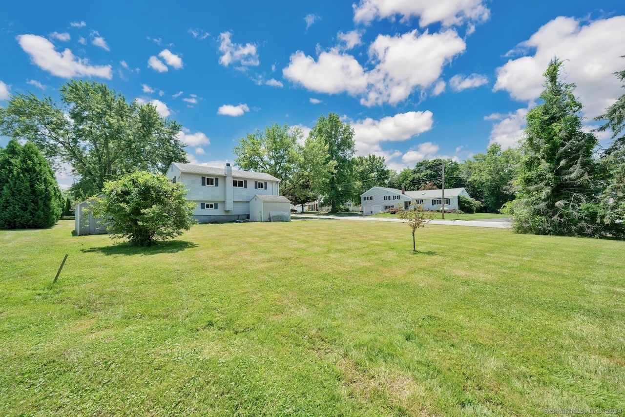 39 Niles Drive