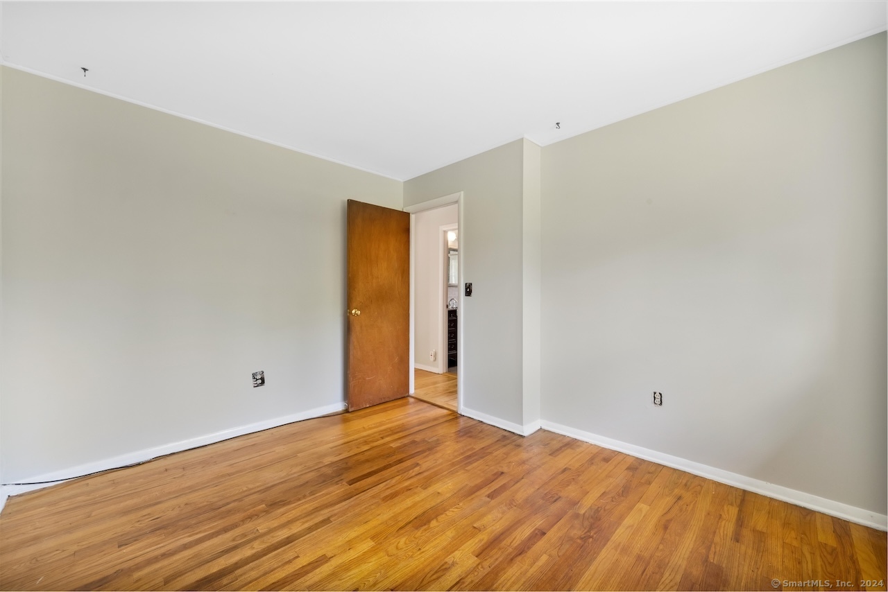 39 Niles Drive