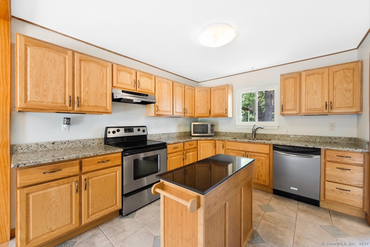 39 Niles Drive