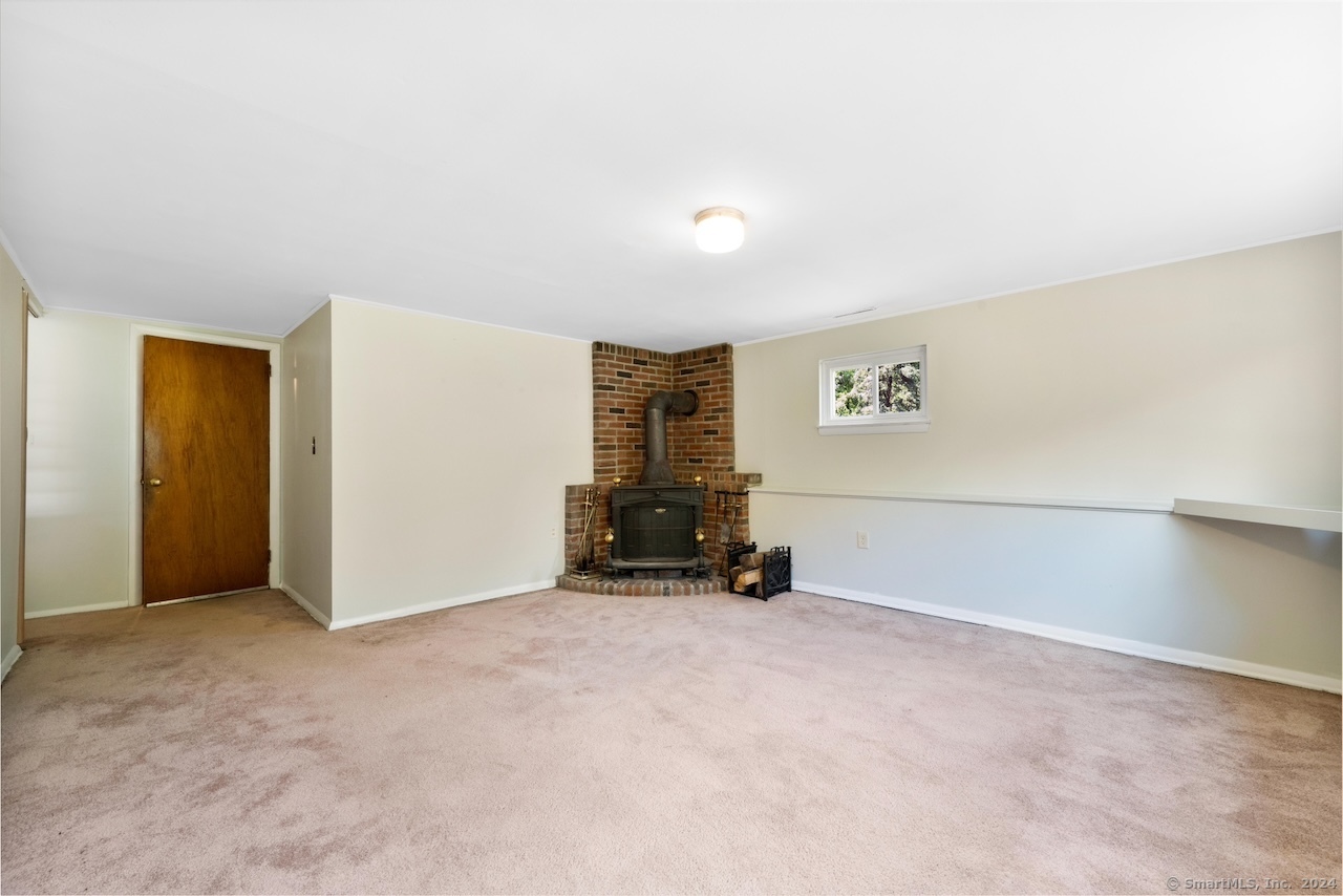39 Niles Drive