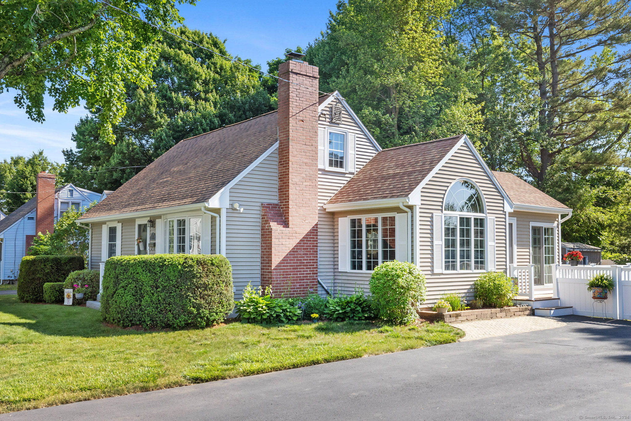 34 Ellis Road