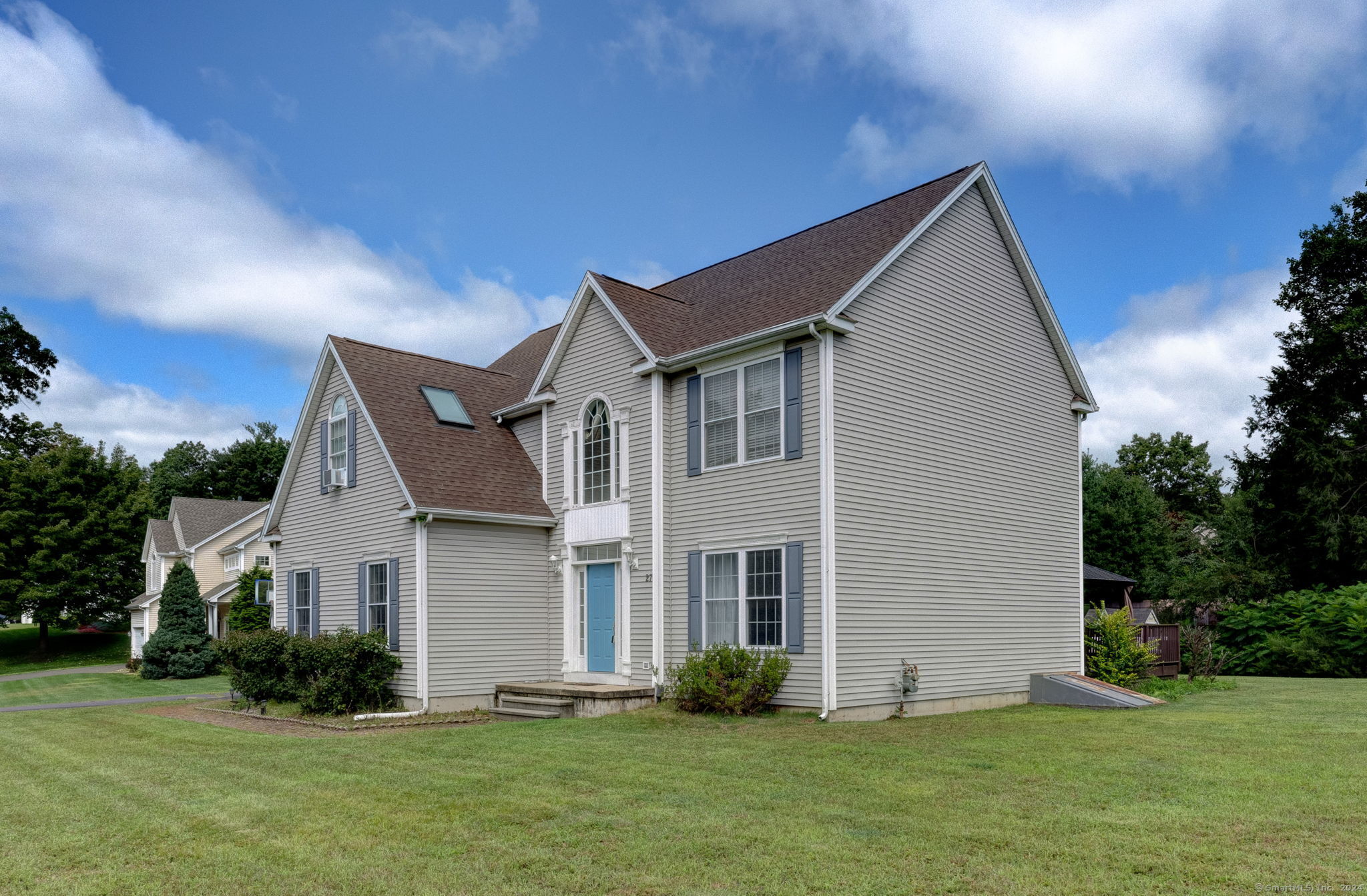 27 Commission Street