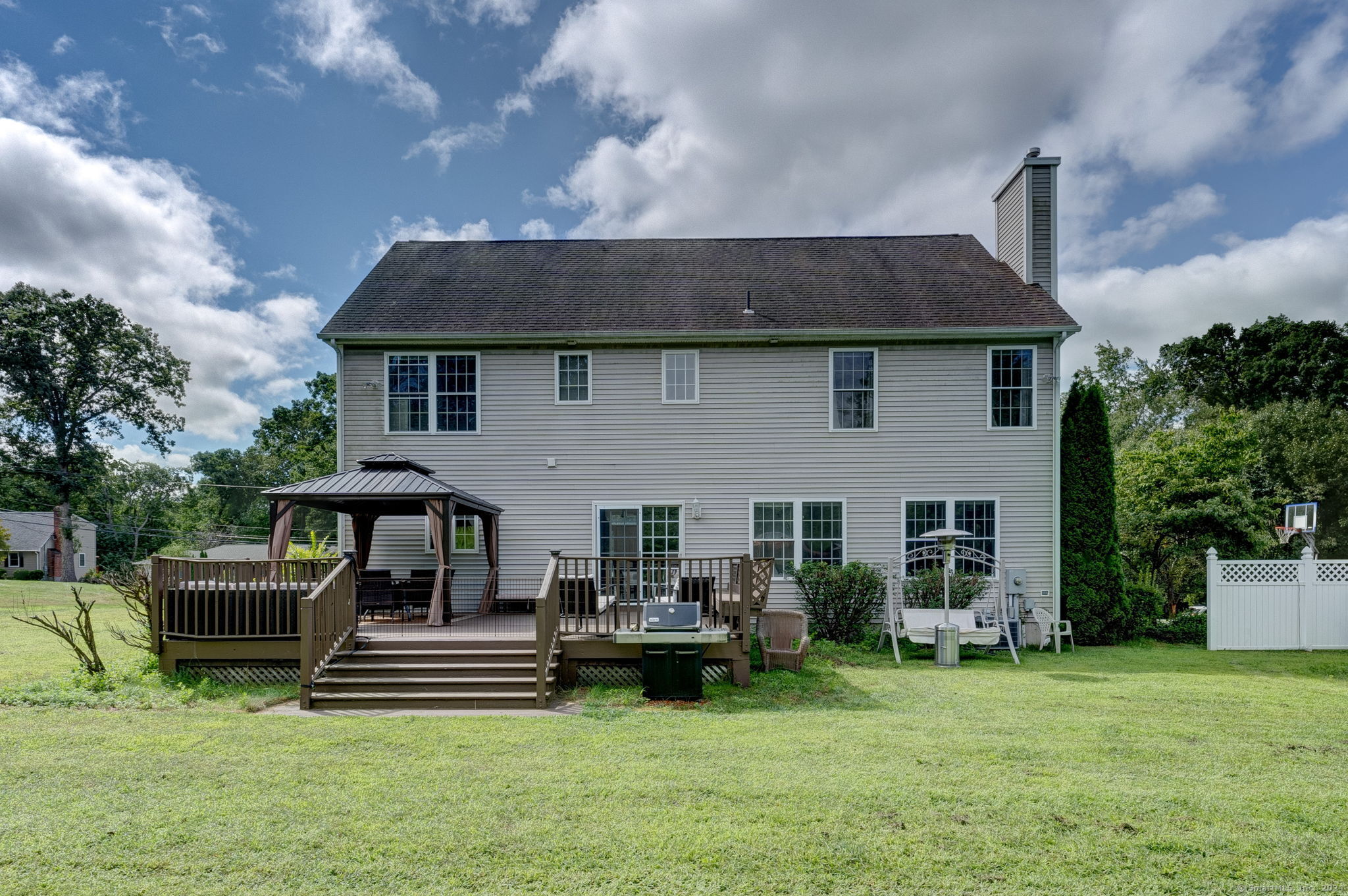 27 Commission Street