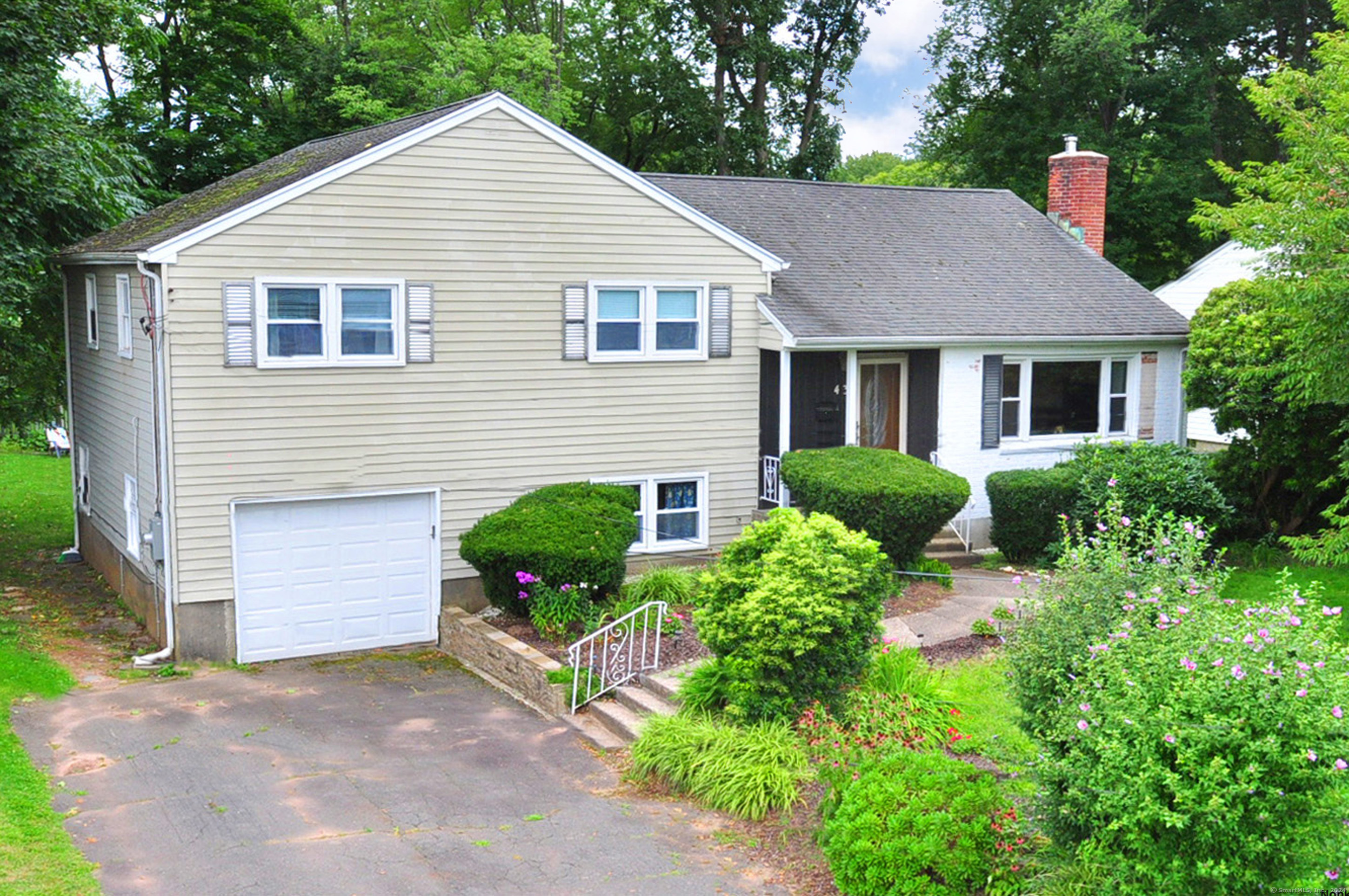 43 Old Meadow Road