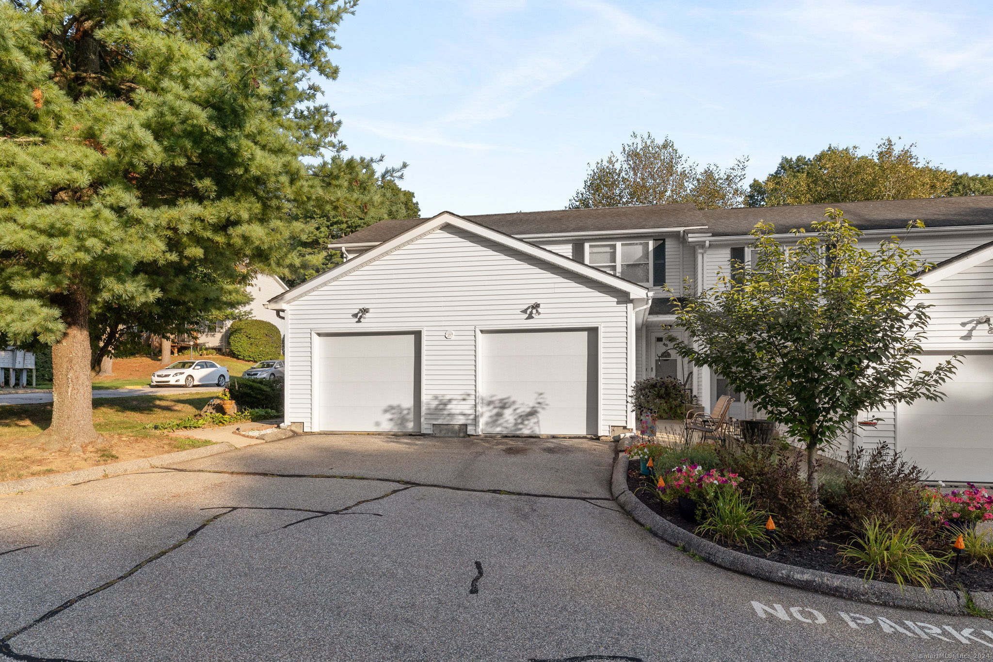 29 Kathleen Drive APT 4B