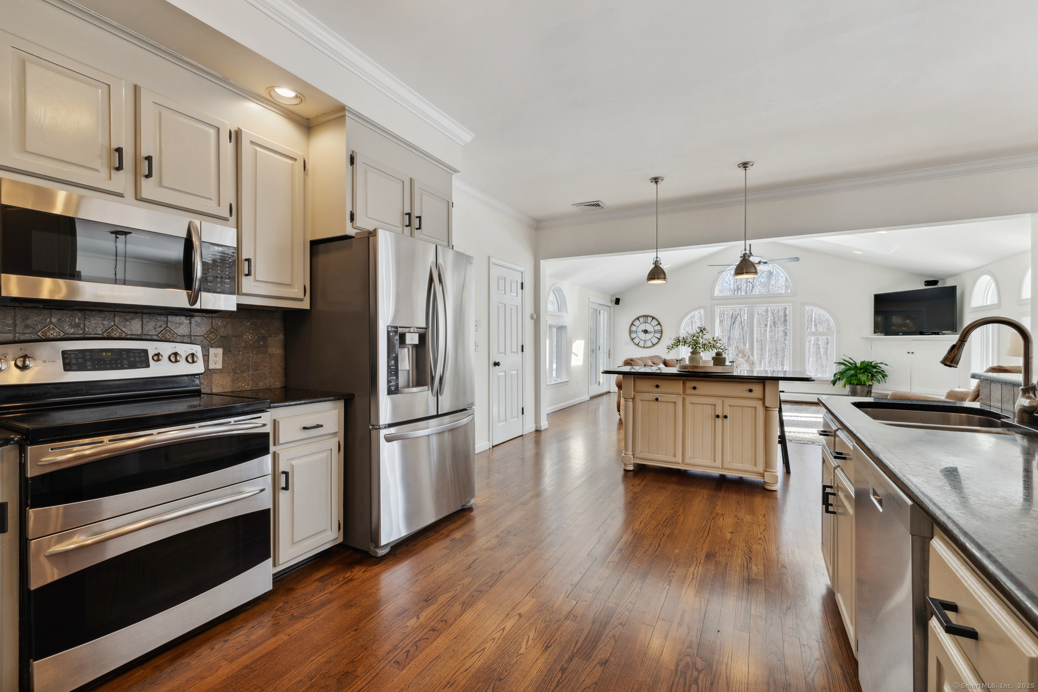 54 West Branch Drive