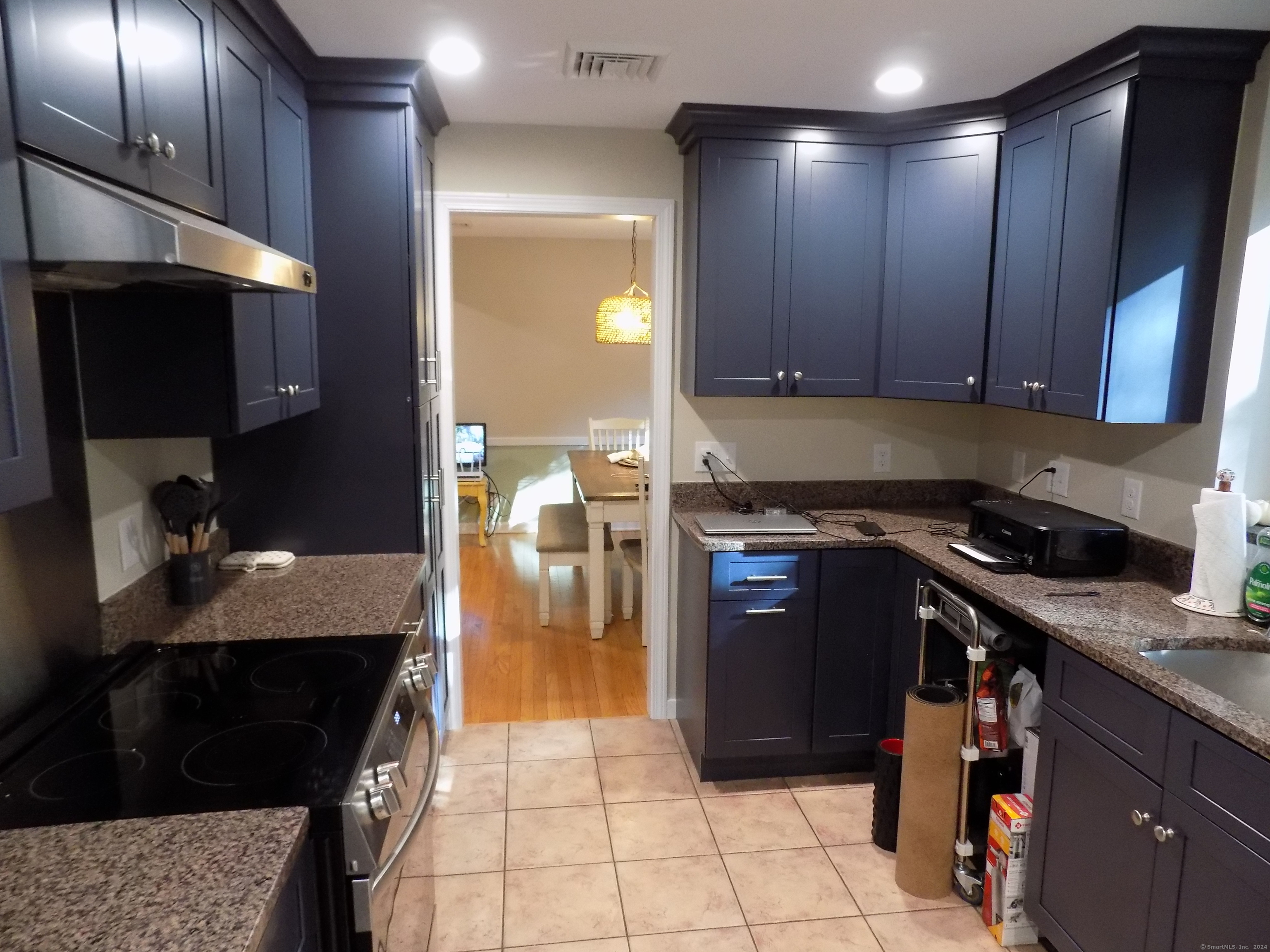 6 Wellington Hgts Road